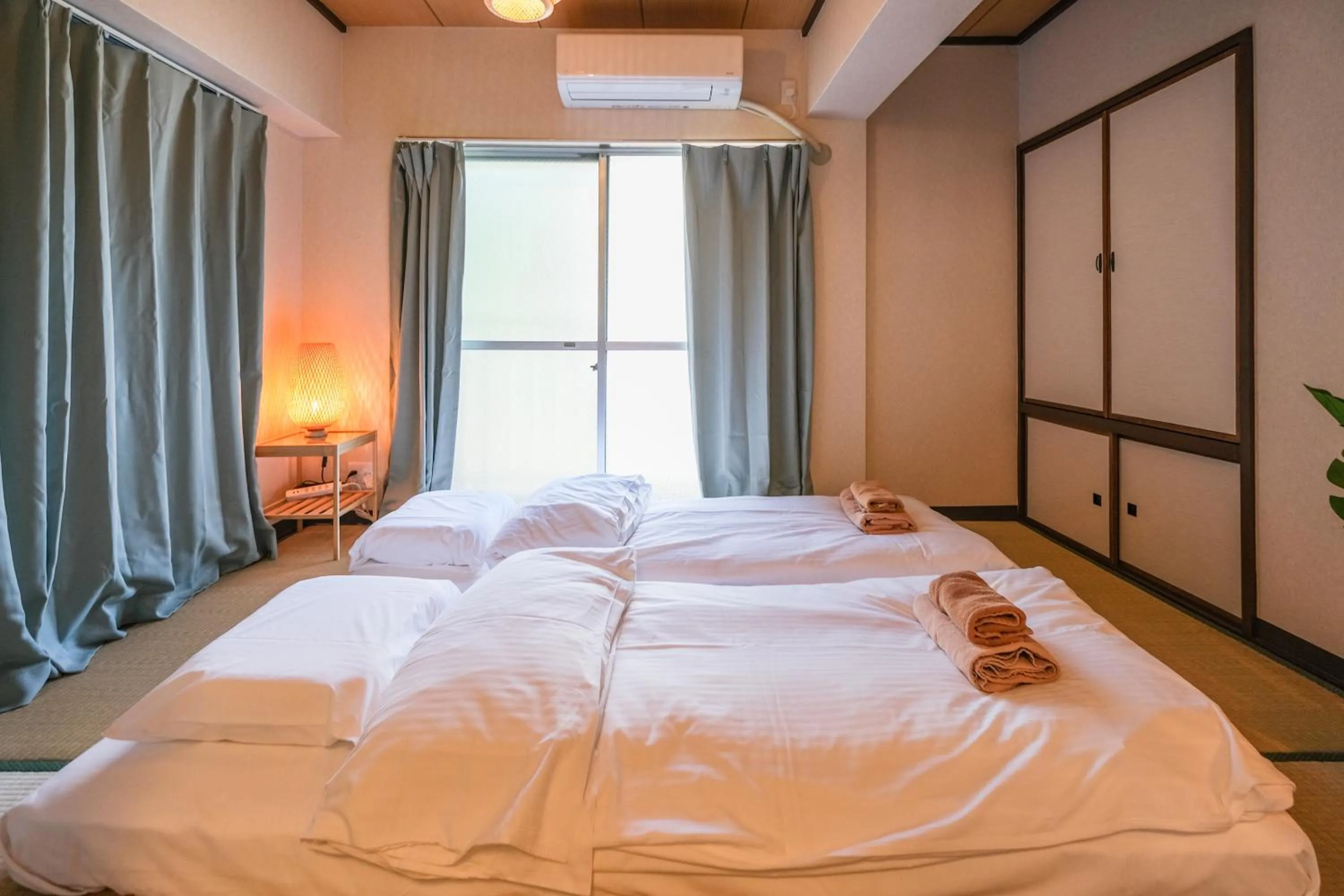 Bed in Mi-APT TAKINO