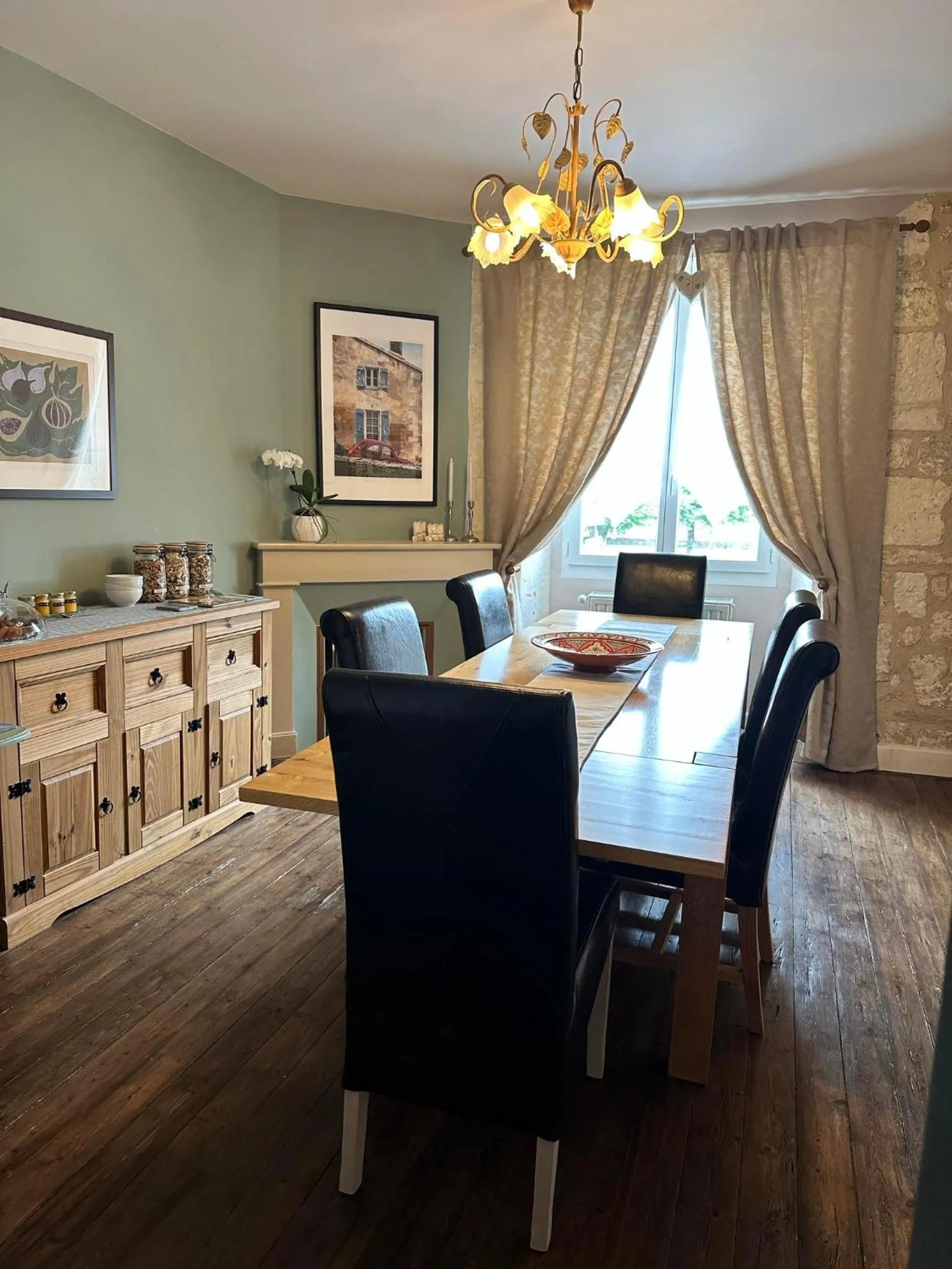 Dining area in Le Patio Chambres et Tables d'Hôtes