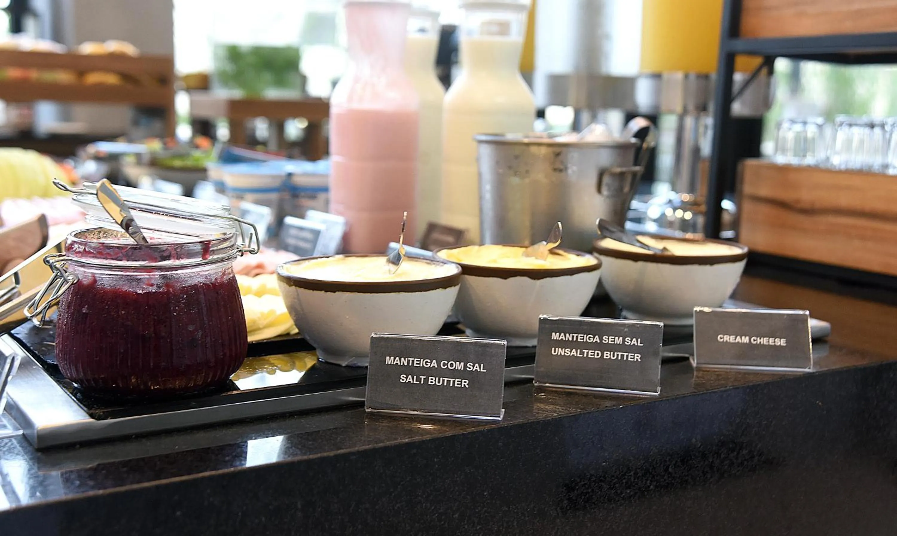 Buffet breakfast in ibis Tangará Da Serra