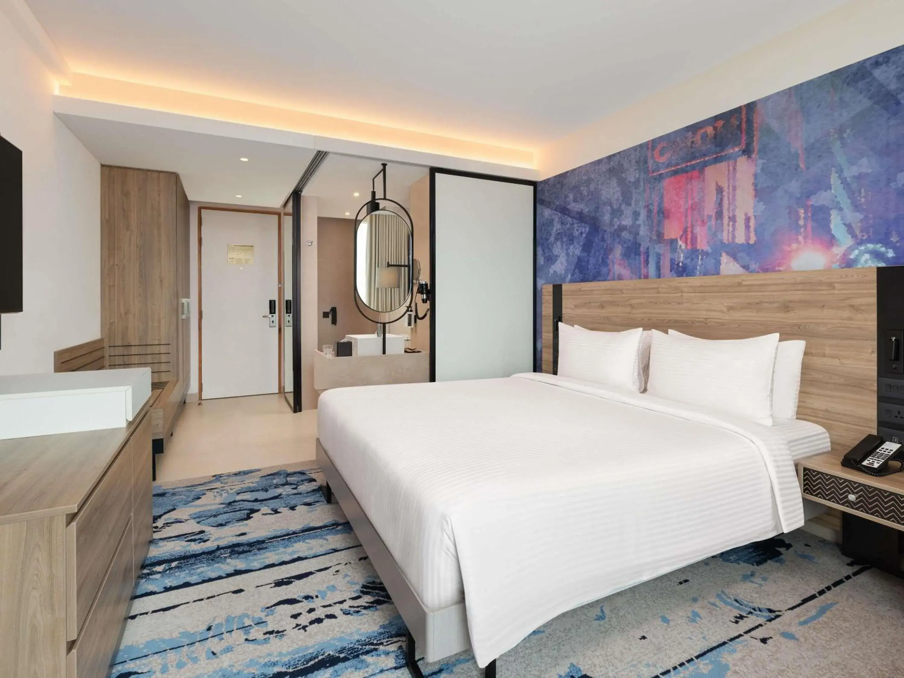 Deluxe Standard King Room in Novotel New Delhi City Centre Deluxe Standard King Room in Novotel New Delhi City Centre