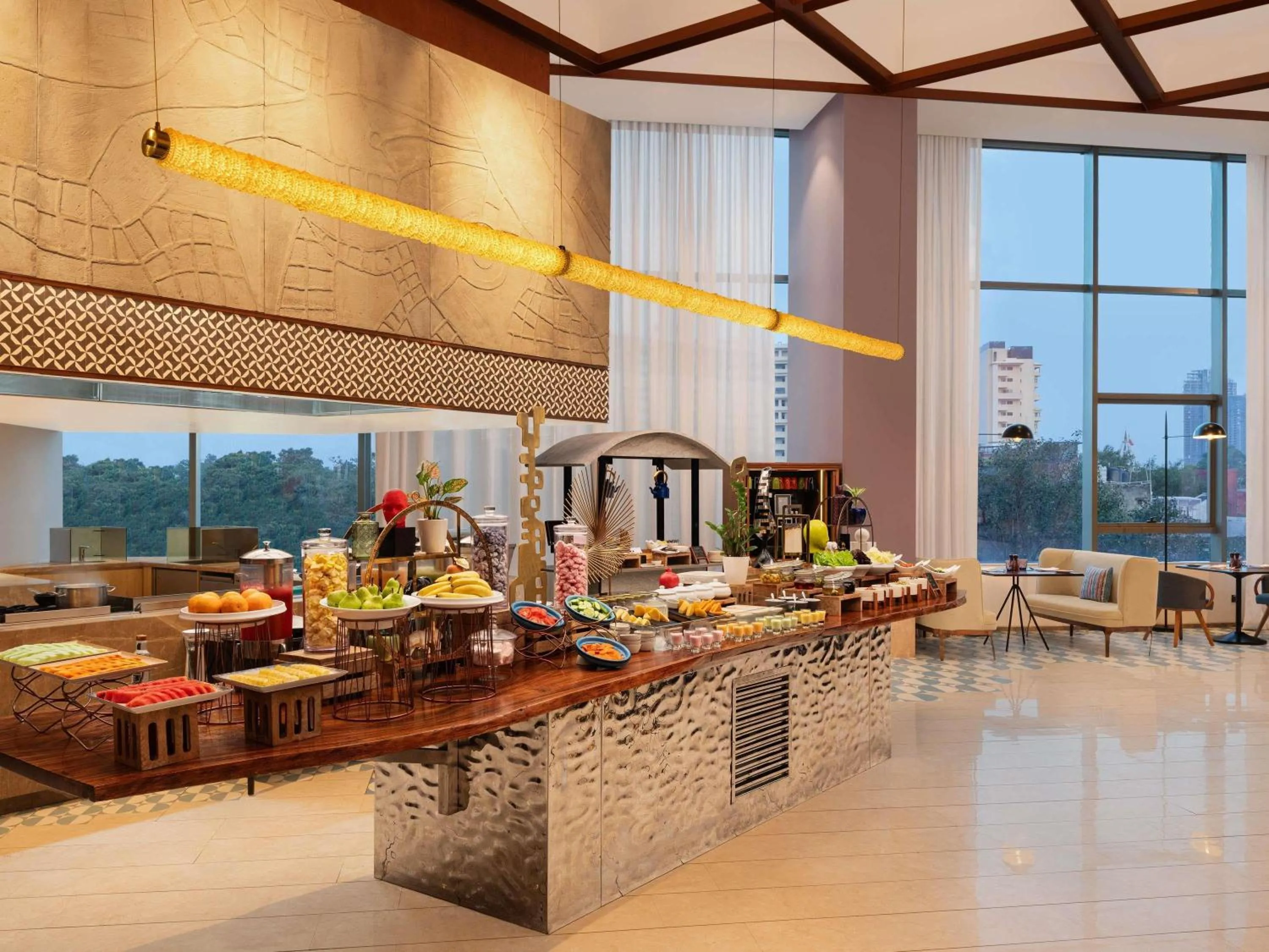 Restaurant/places to eat in Novotel New Delhi City Centre