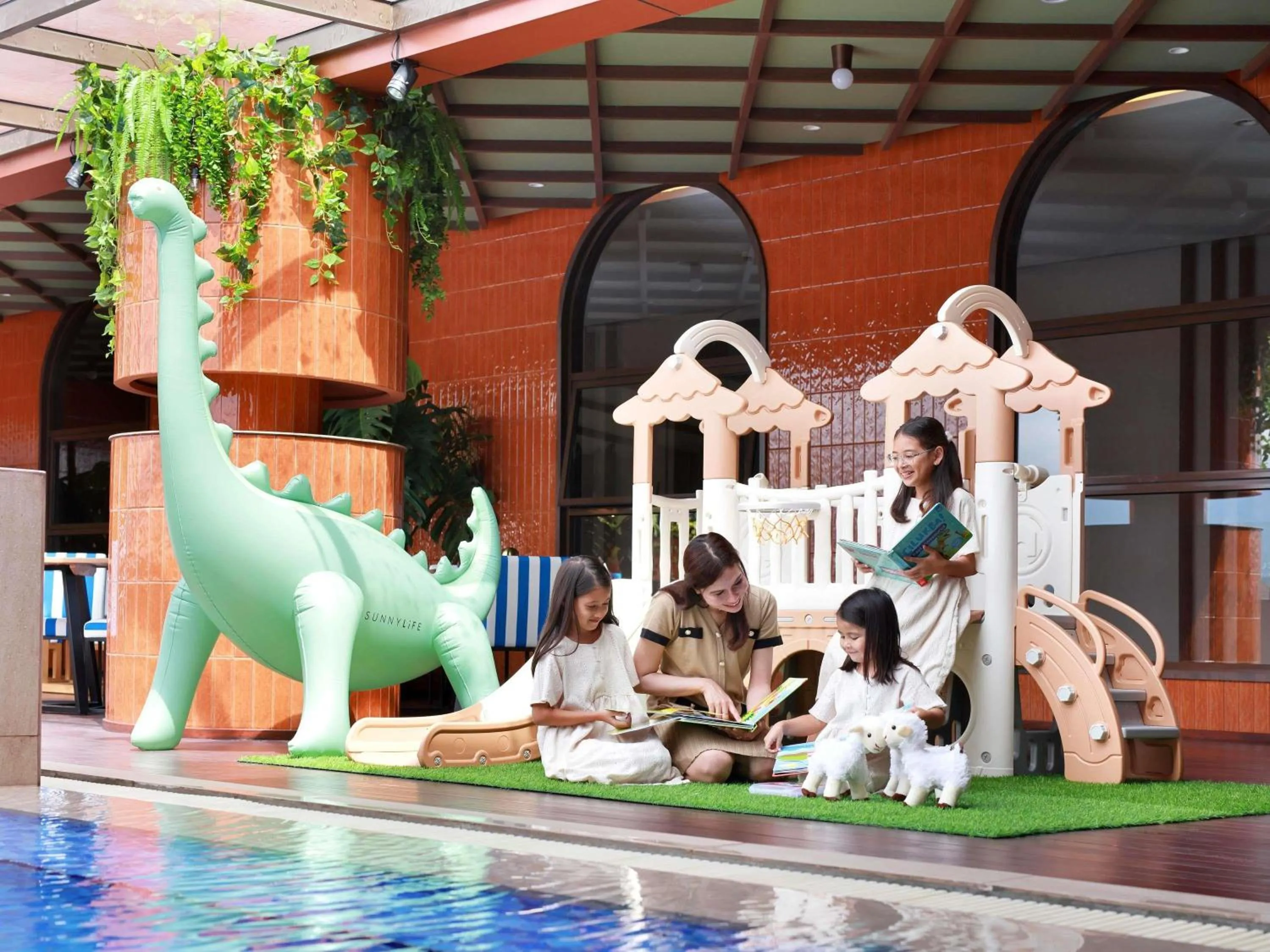 Property building in Mercure Garut City Center