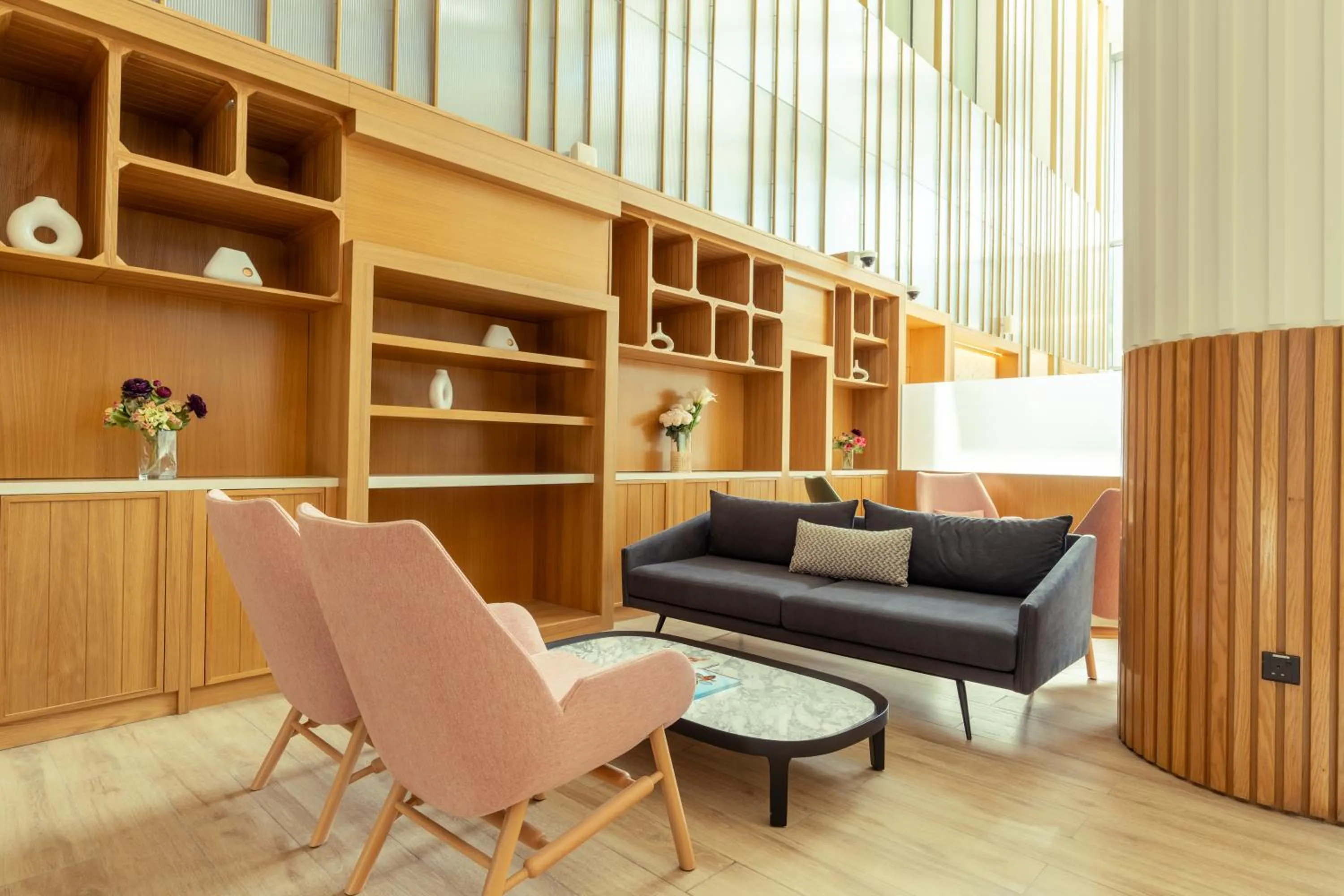 Lobby or reception in West Walk Retaj Hotel