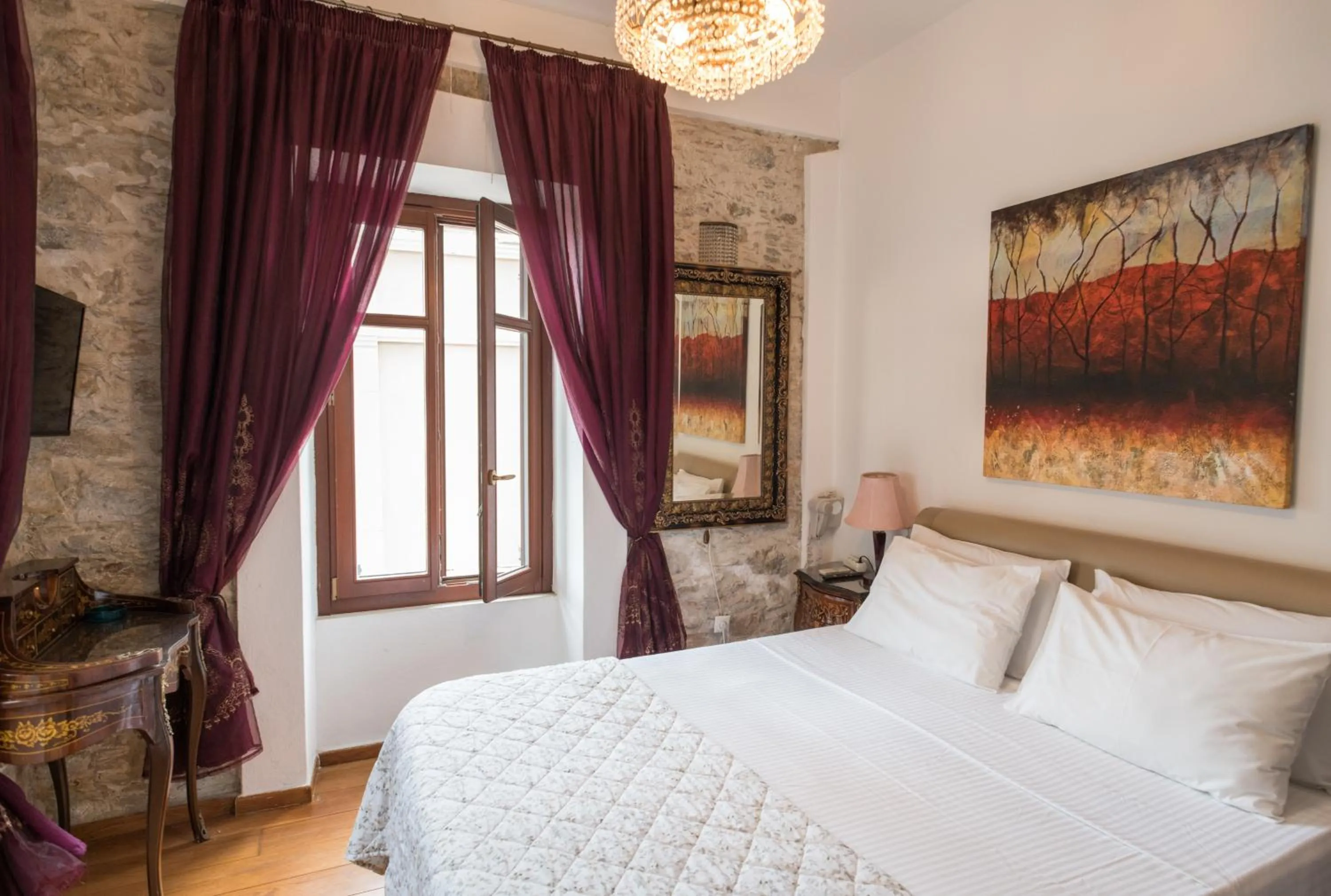 Bedroom, Bed in Tsopela Boutique Hotel