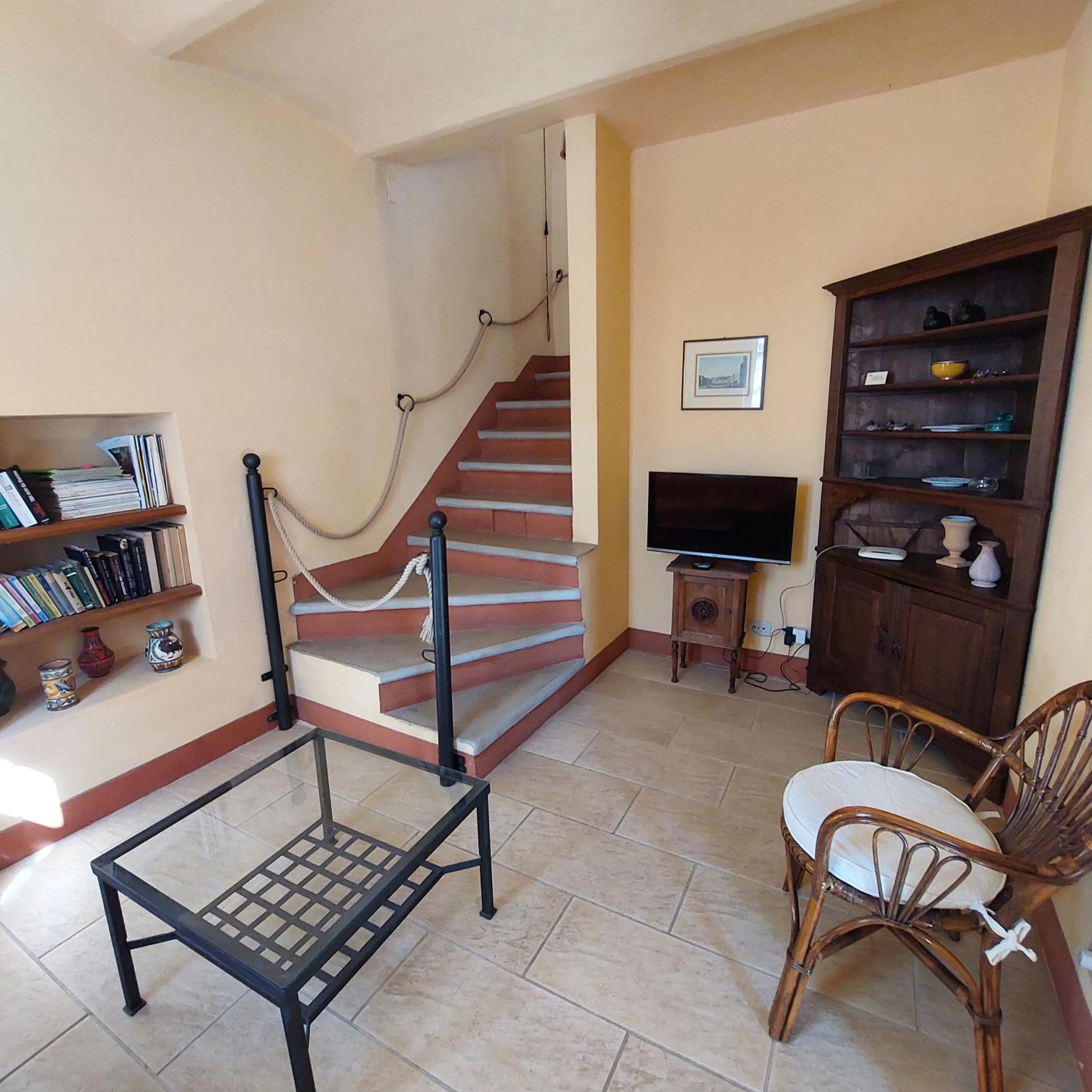 Text overlay in Casa Rovelli