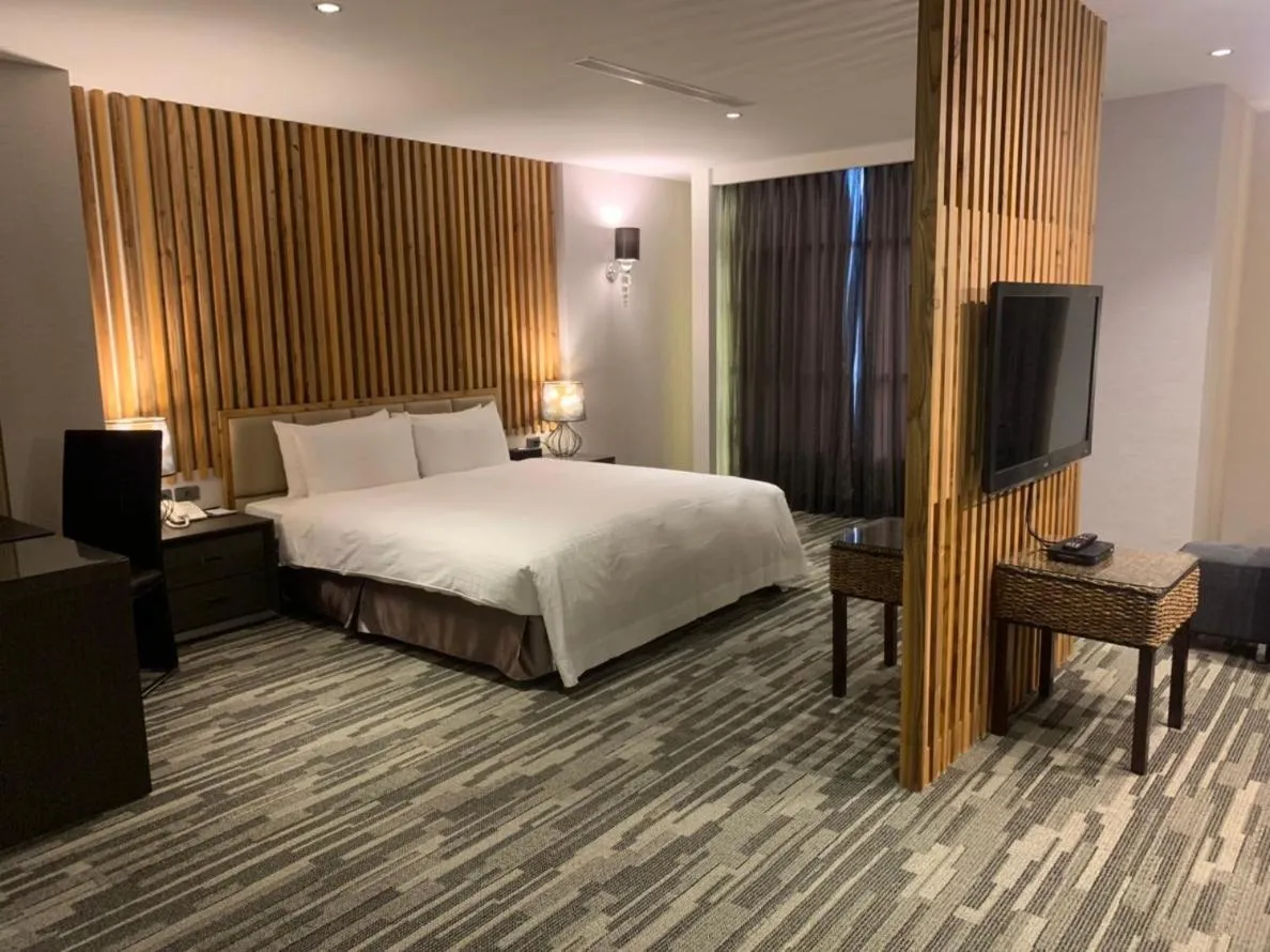 Chiayi Oriental Pearl International Hotel