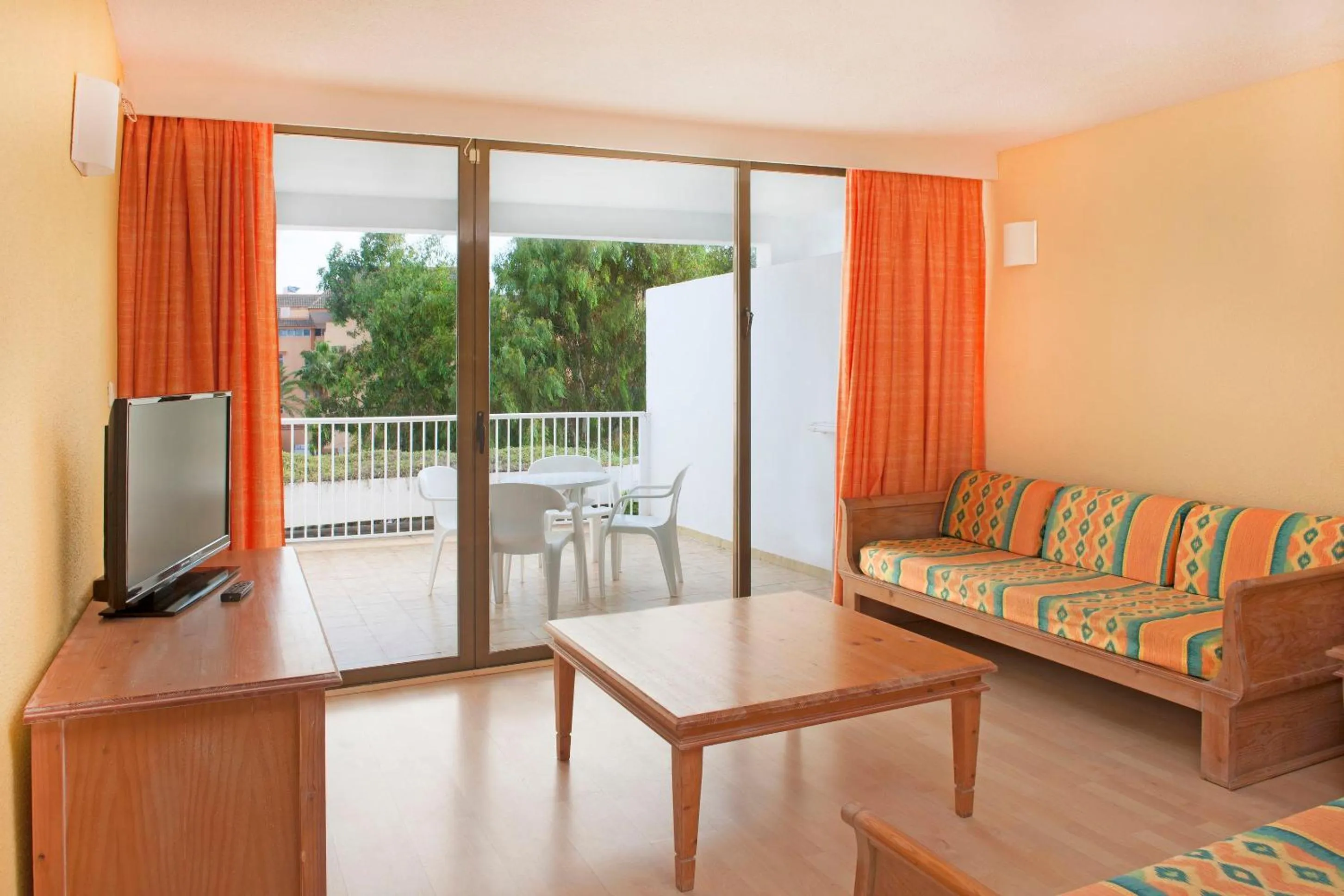 Living room in Iberostar Waves Ciudad Blanca