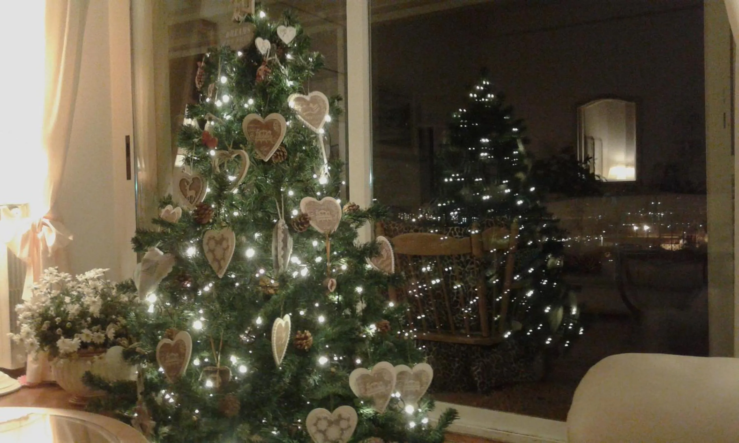 Decorative detail in Dreams Guest House