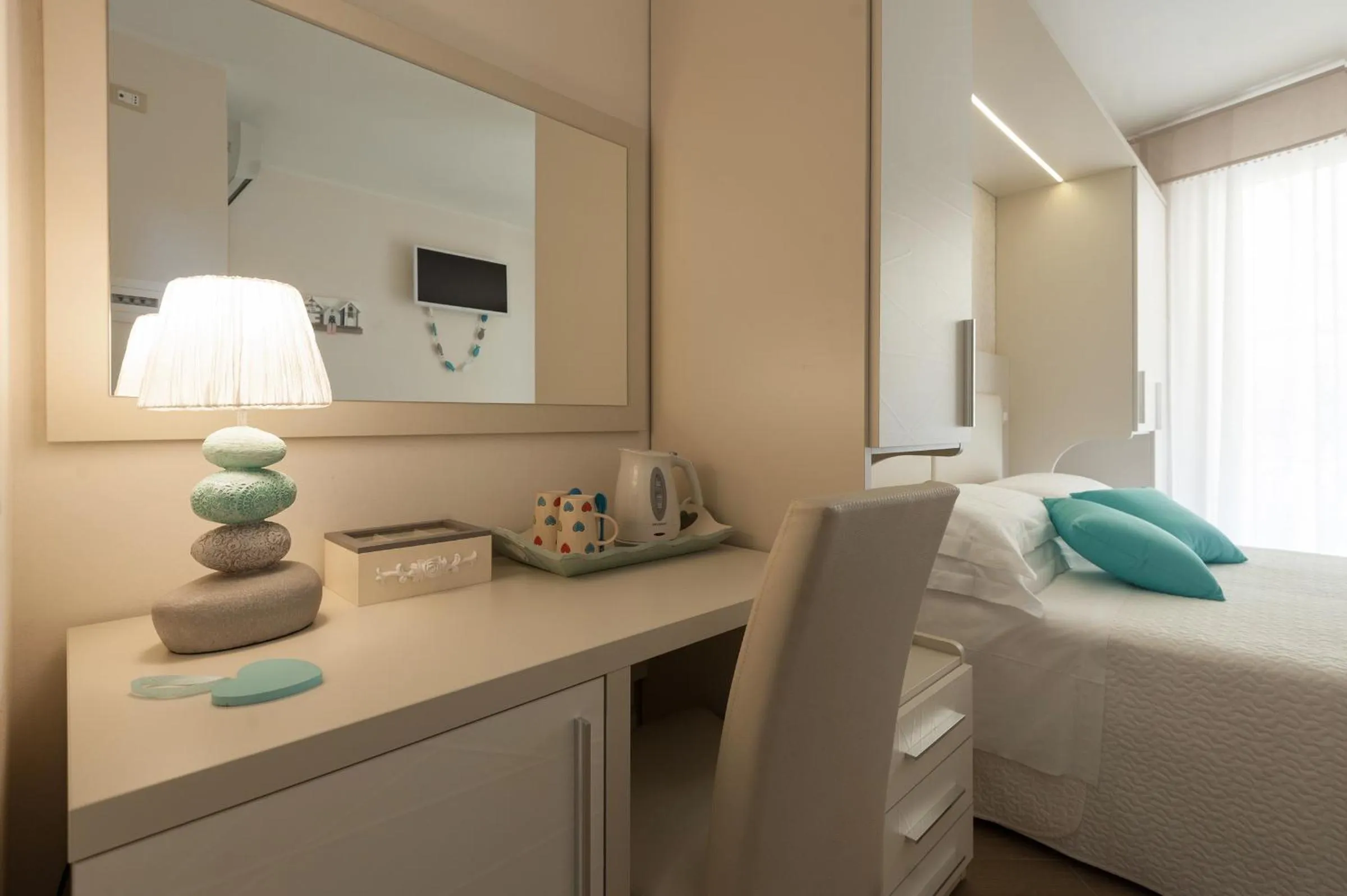 Day, Bed in Dreams Guest House