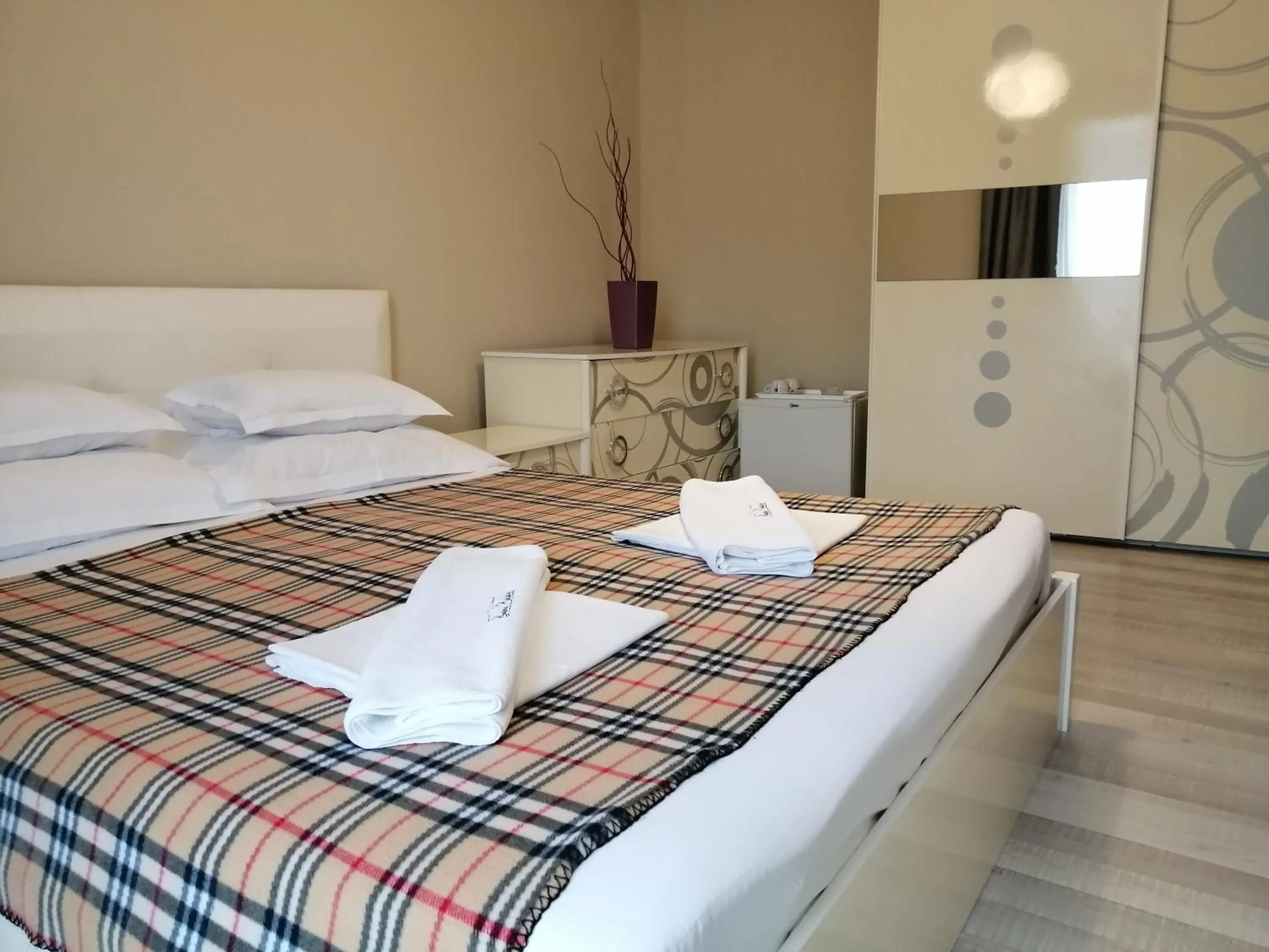 Bedroom, Bed in Apartments and Rooms Grand Palazzo