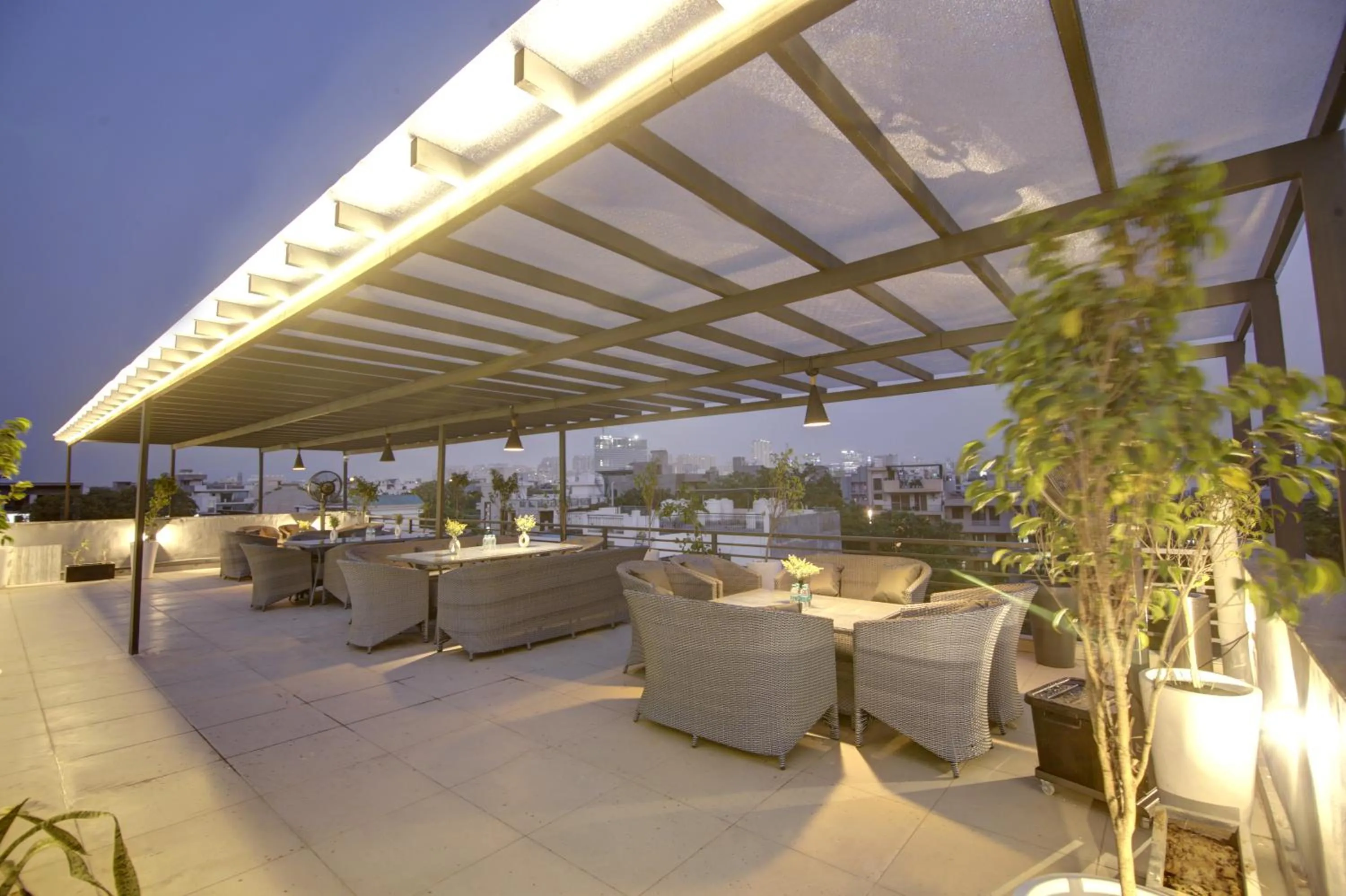 Patio in Saltstayz Premier - Galleria Market Road & Sector 27