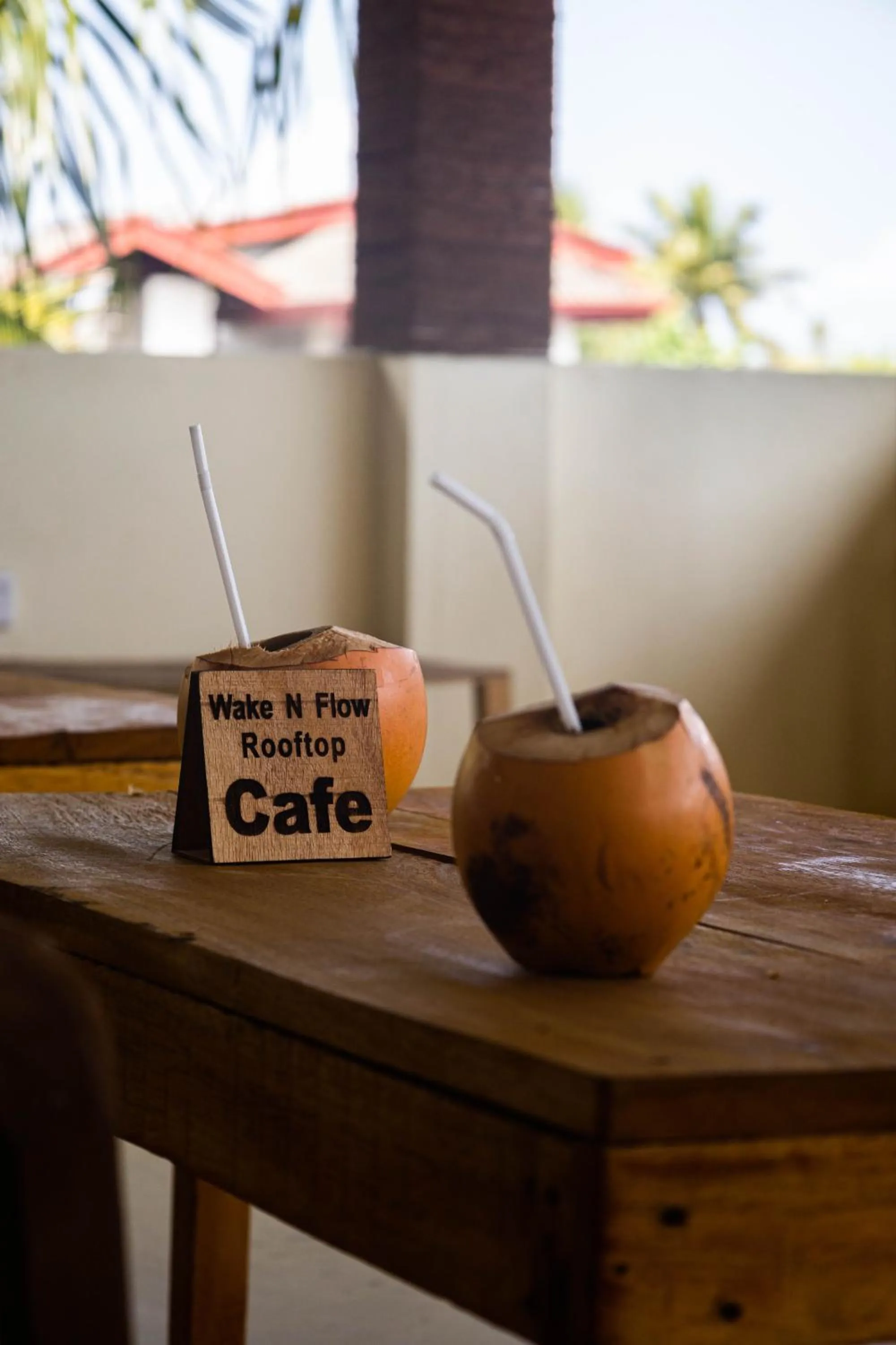 Food and drinks in Wake N Flow, Weligama