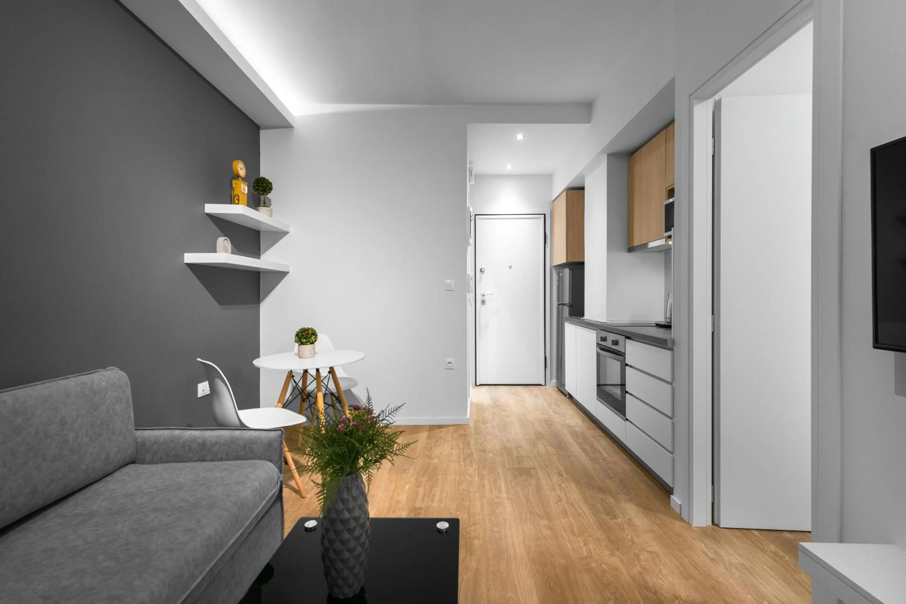 Kitchen or kitchenette in DeniZen Boutique Apartments, Nilie Hospitality MGMT
