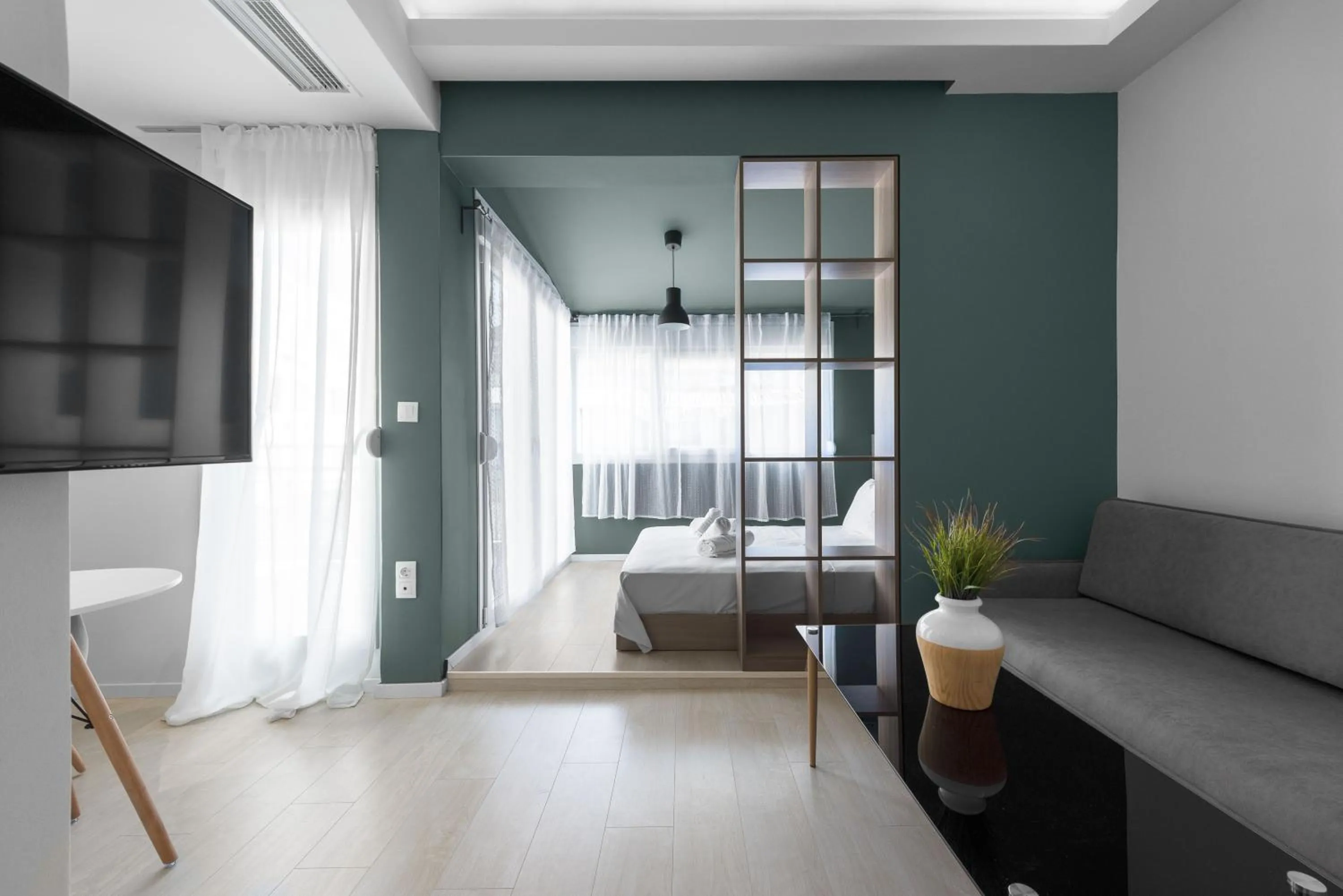 Photo of the whole room in DeniZen Boutique Apartments, Nilie Hospitality MGMT