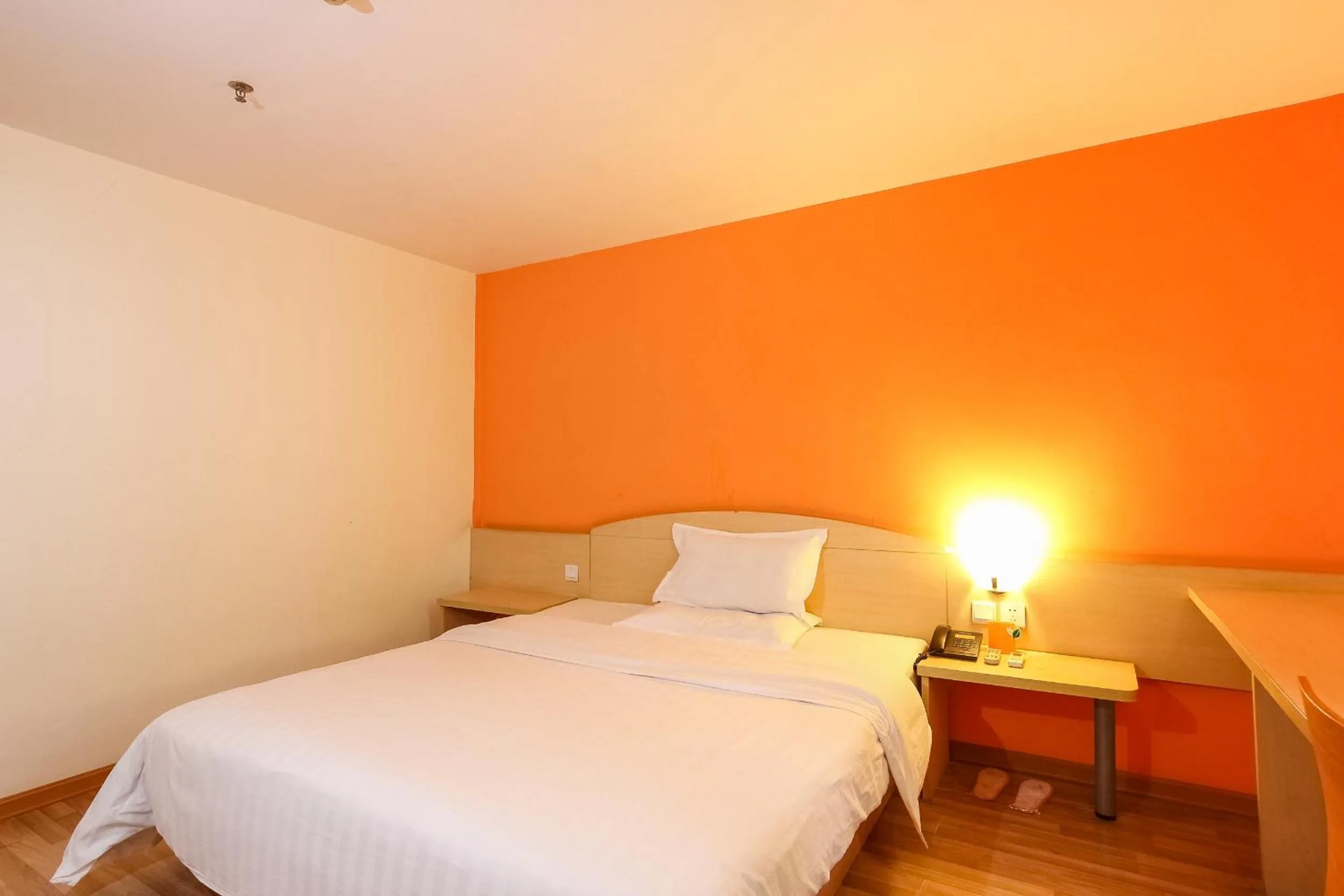 Bed in 7Days Inn Guangzhou Shijing Jinbi Xincheng