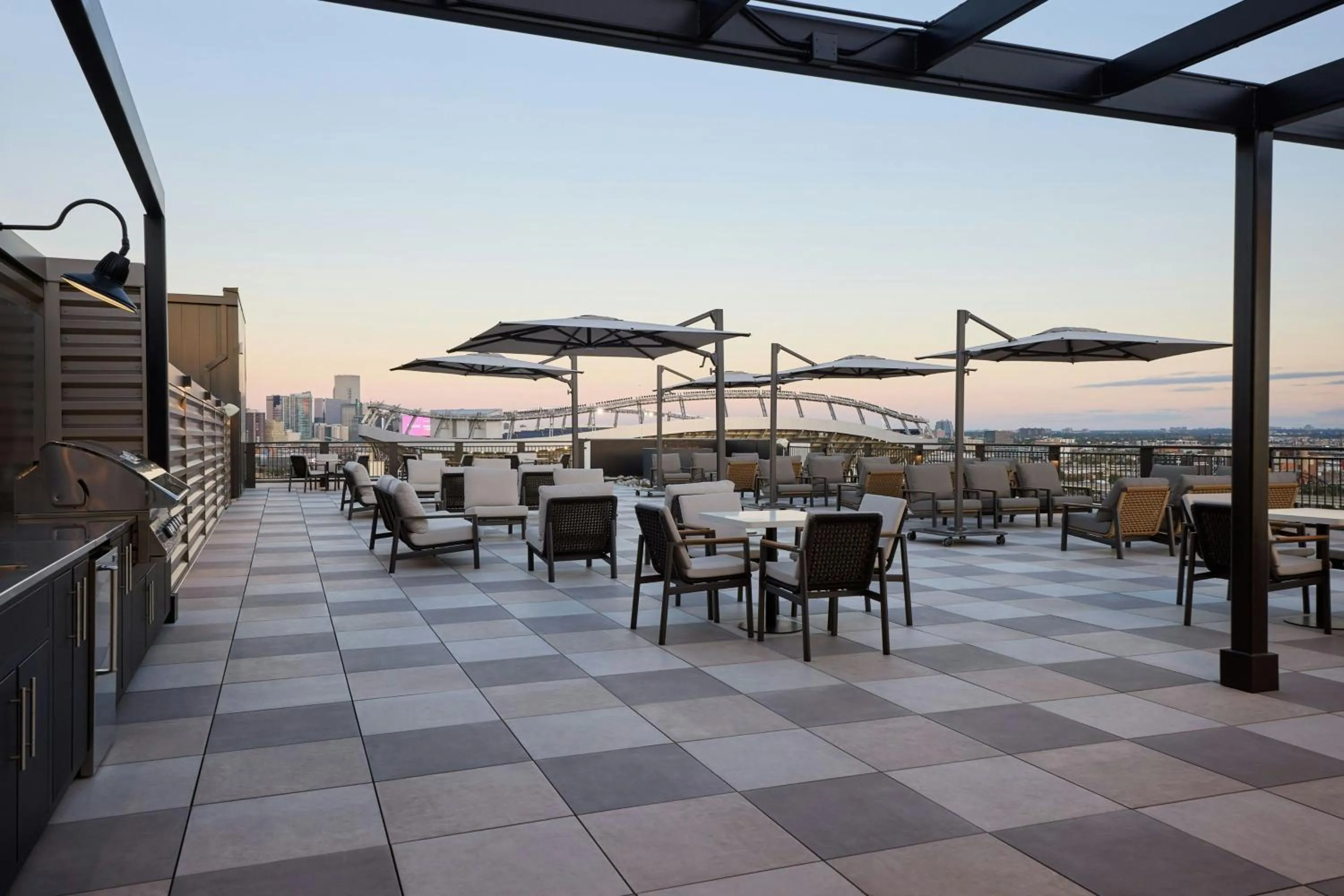 Meeting/conference room in Courtyard by Marriott Denver Downtown West