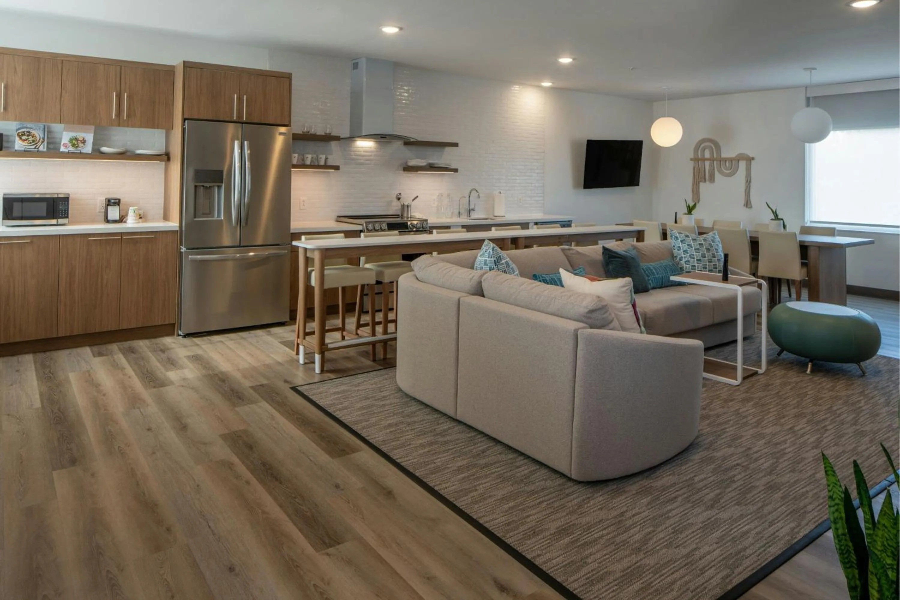 Other in Element Carmel