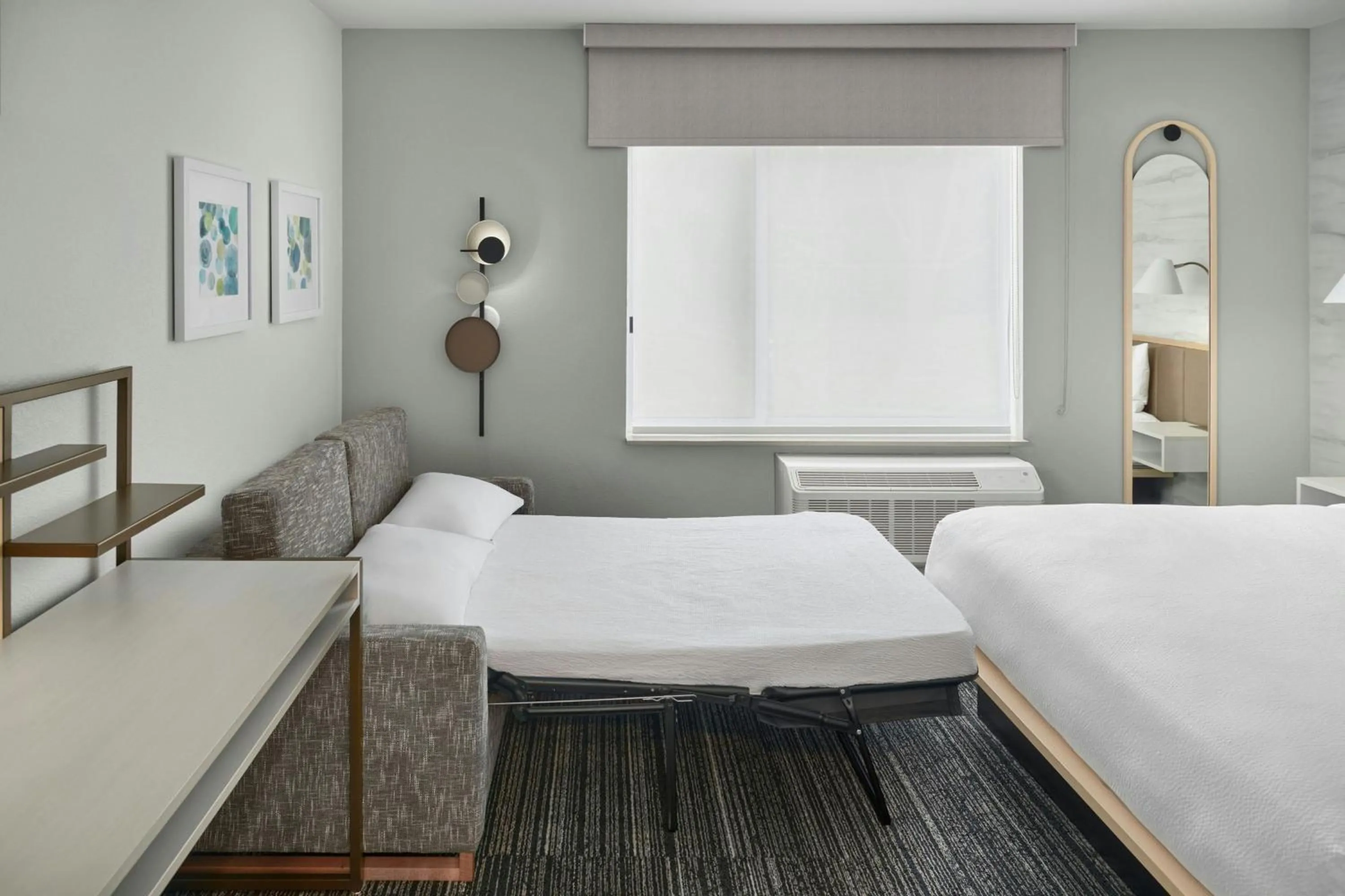 Photo of the whole room, Bed in TownePlace Suites by Marriott Lansing North