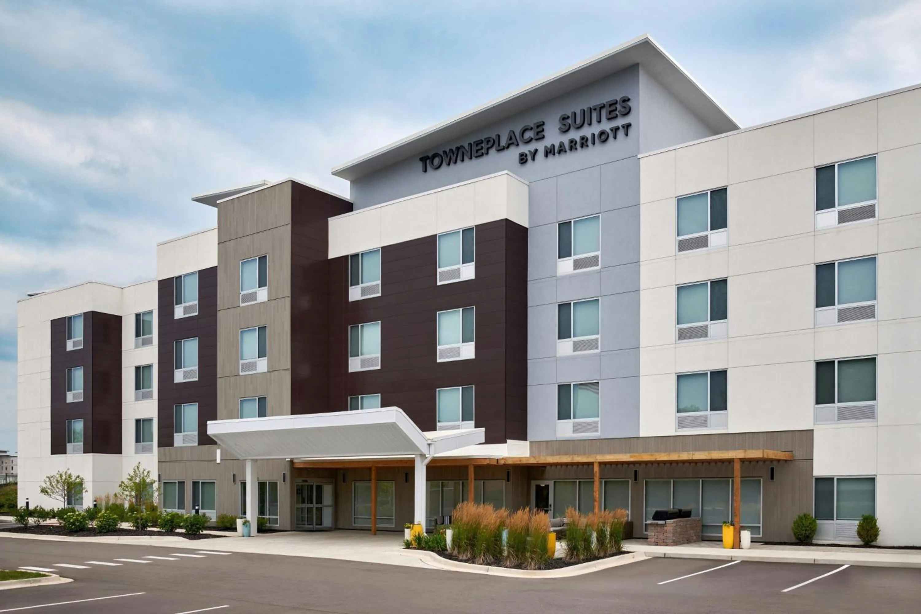 Property building in TownePlace Suites by Marriott Lansing North