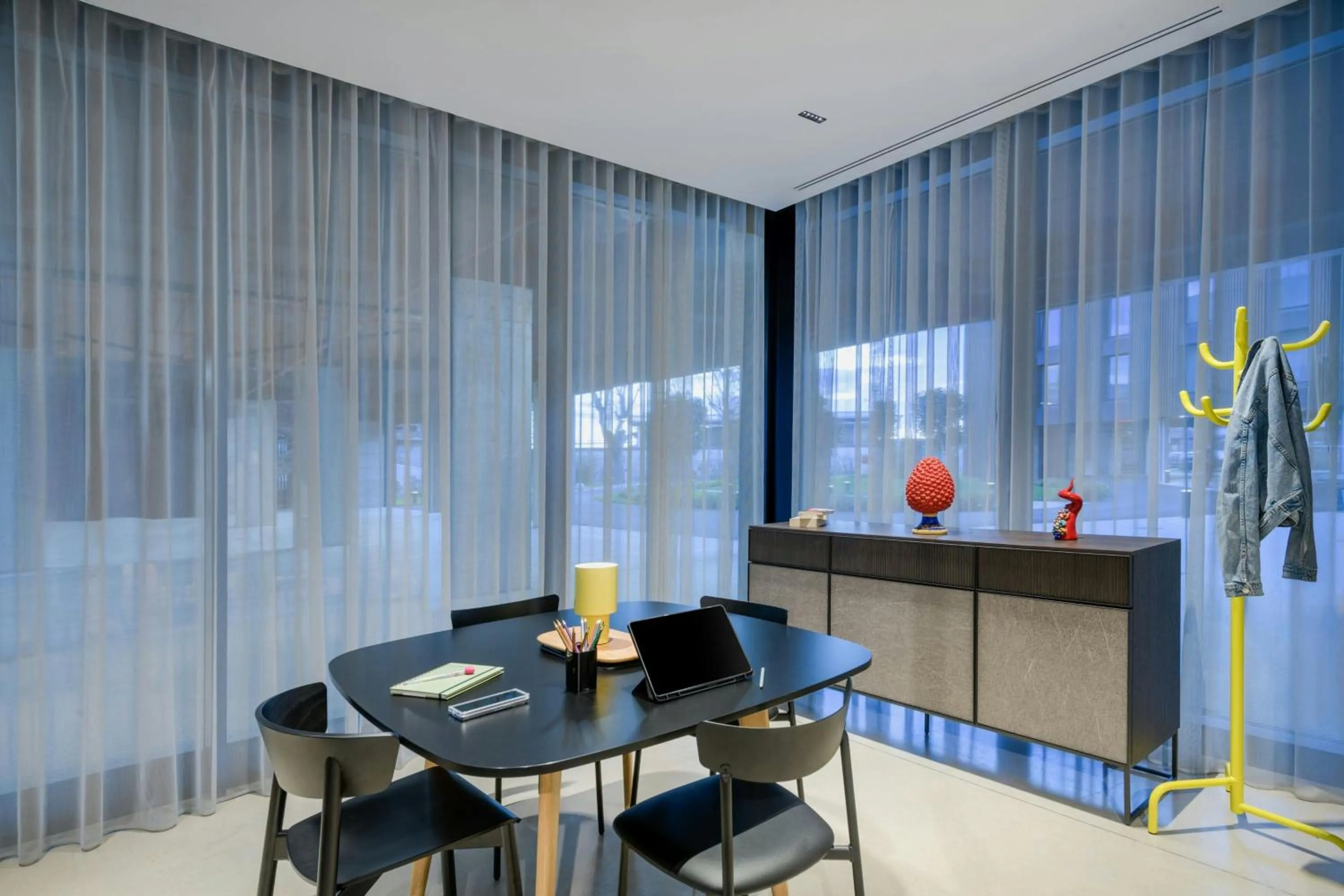 Meeting/conference room in Moxy Pompeii