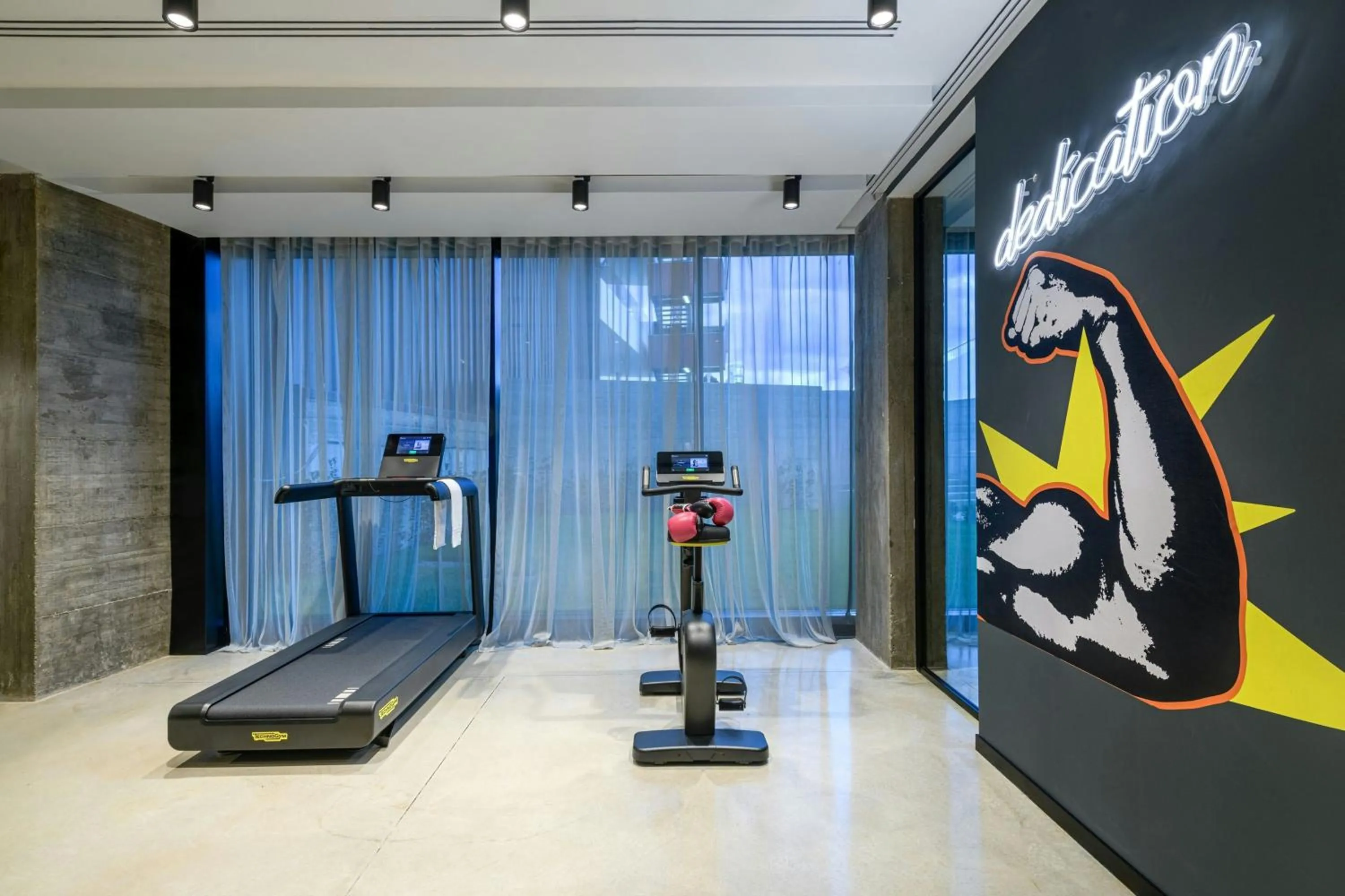 Fitness centre/facilities in Moxy Pompeii