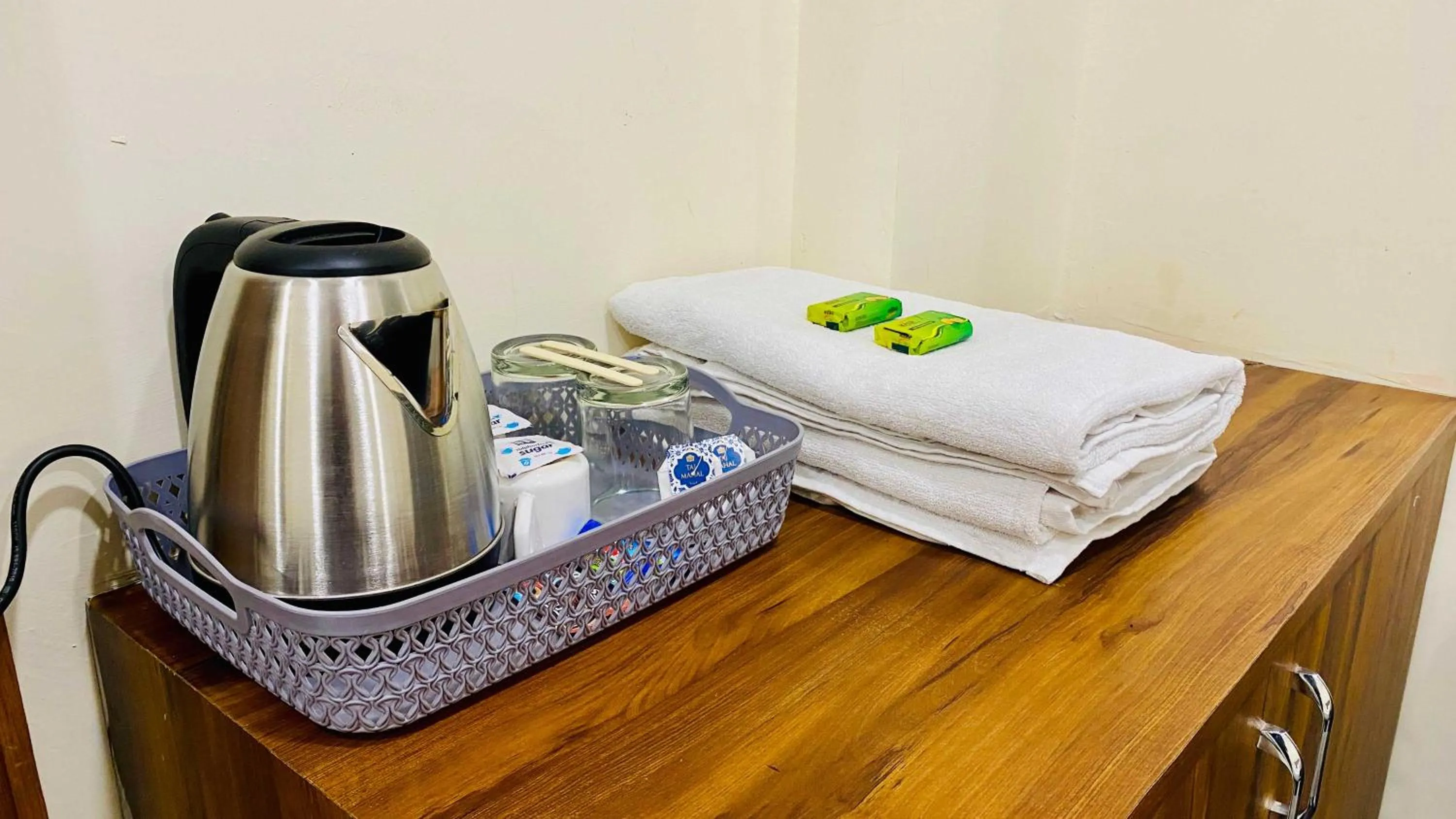 Coffee/tea facilities in Hotel Krishnarchana