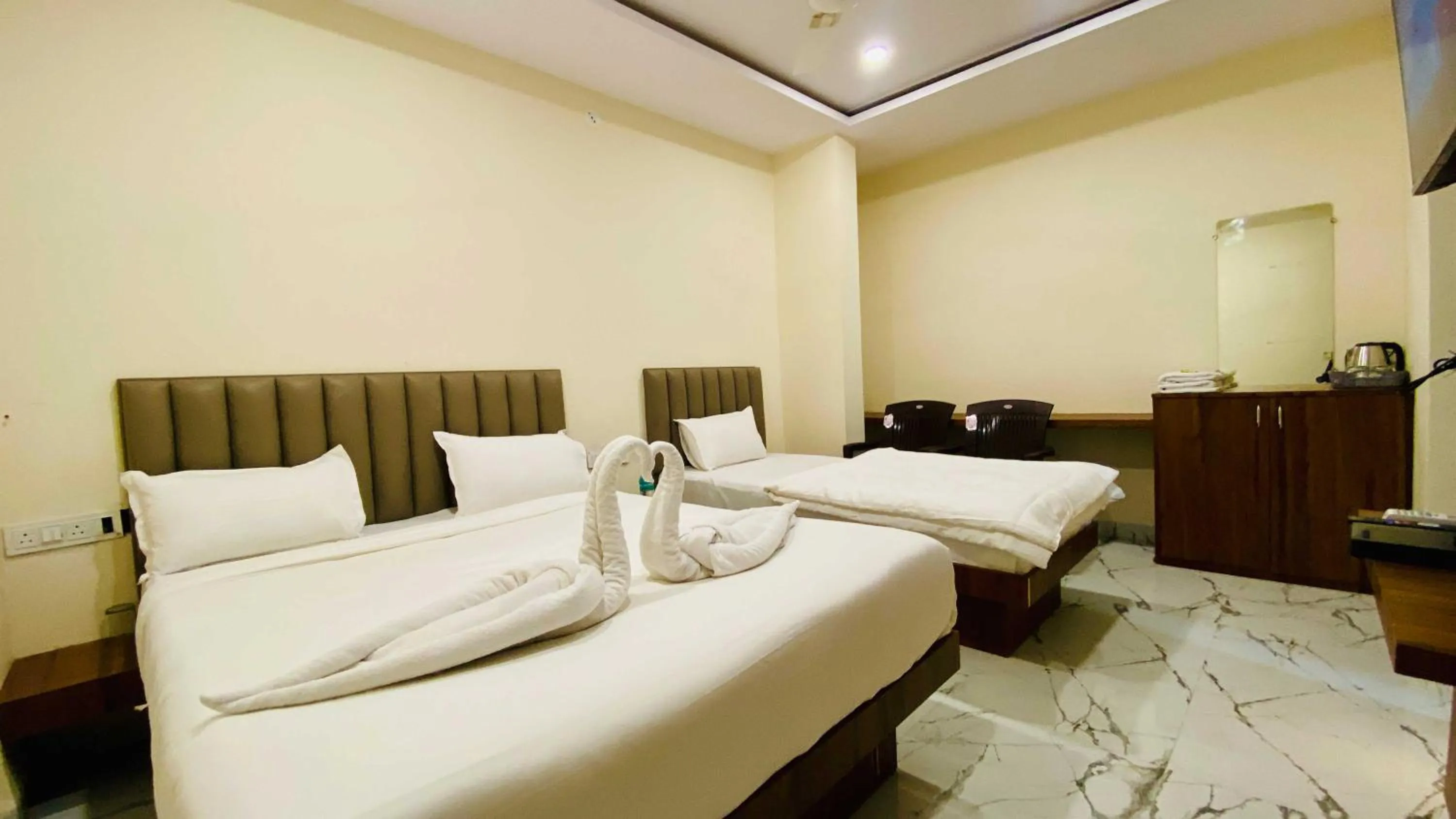 Bed in Hotel Krishnarchana