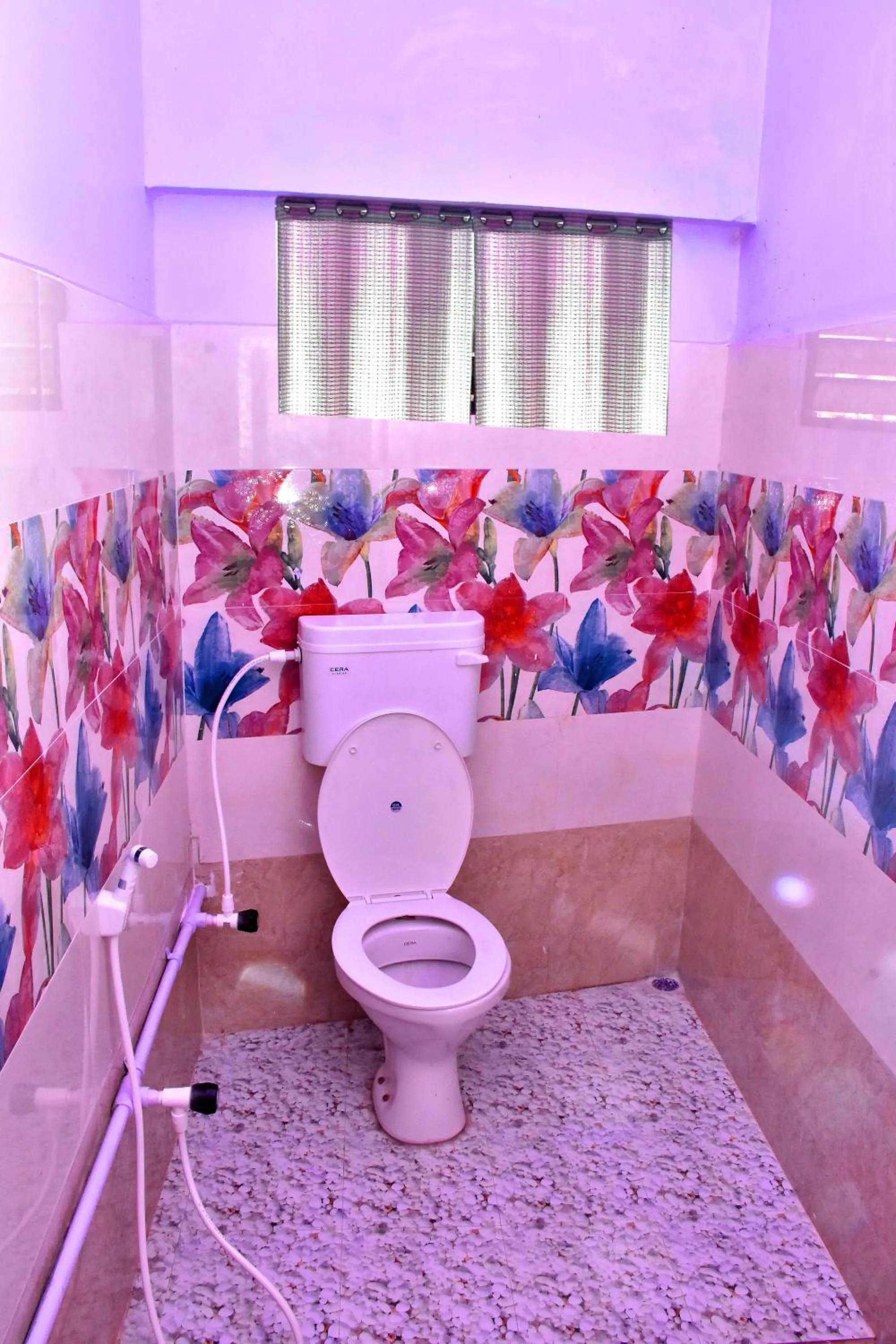 Toilet in City Plaza Lodge