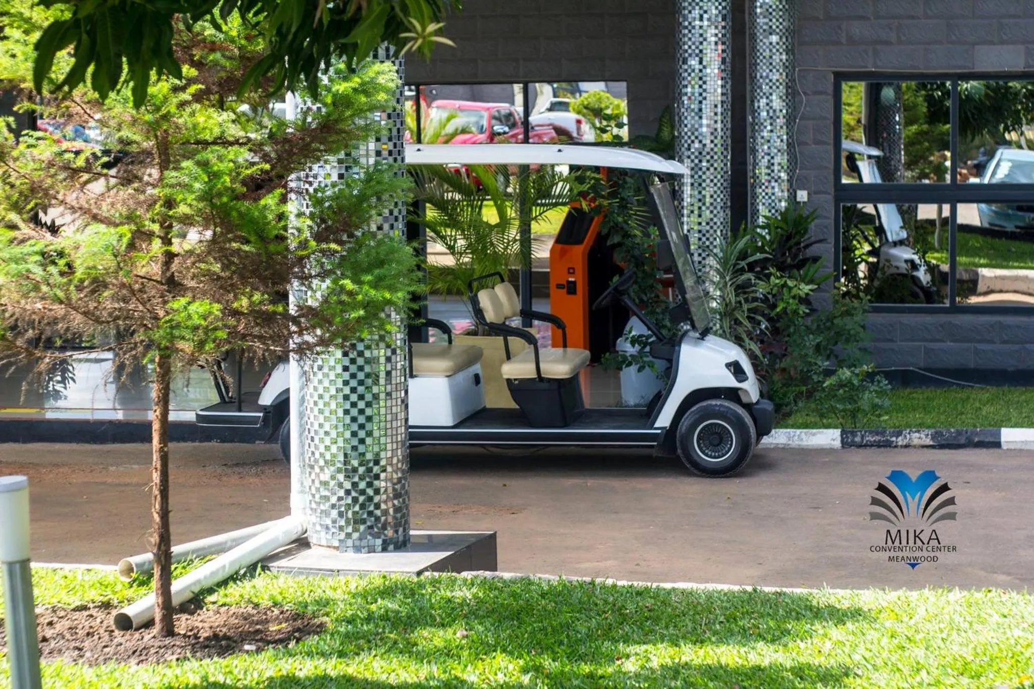 Area and facilities in Mika Convention Center