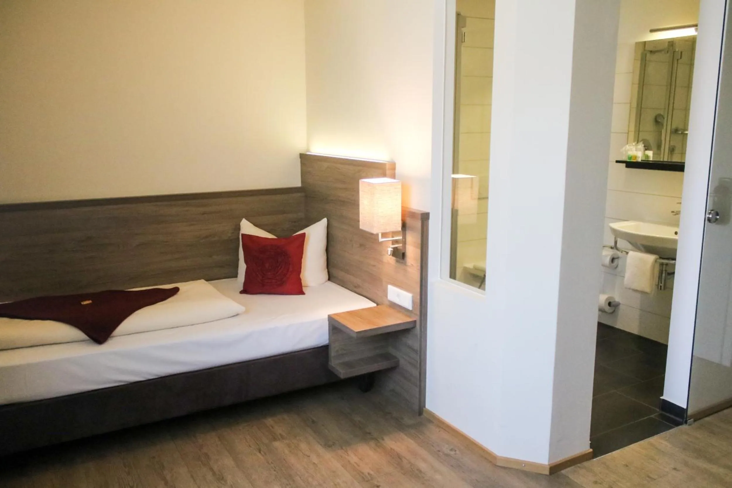 Photo of the whole room, Bed in Boutique Hotel zur Post