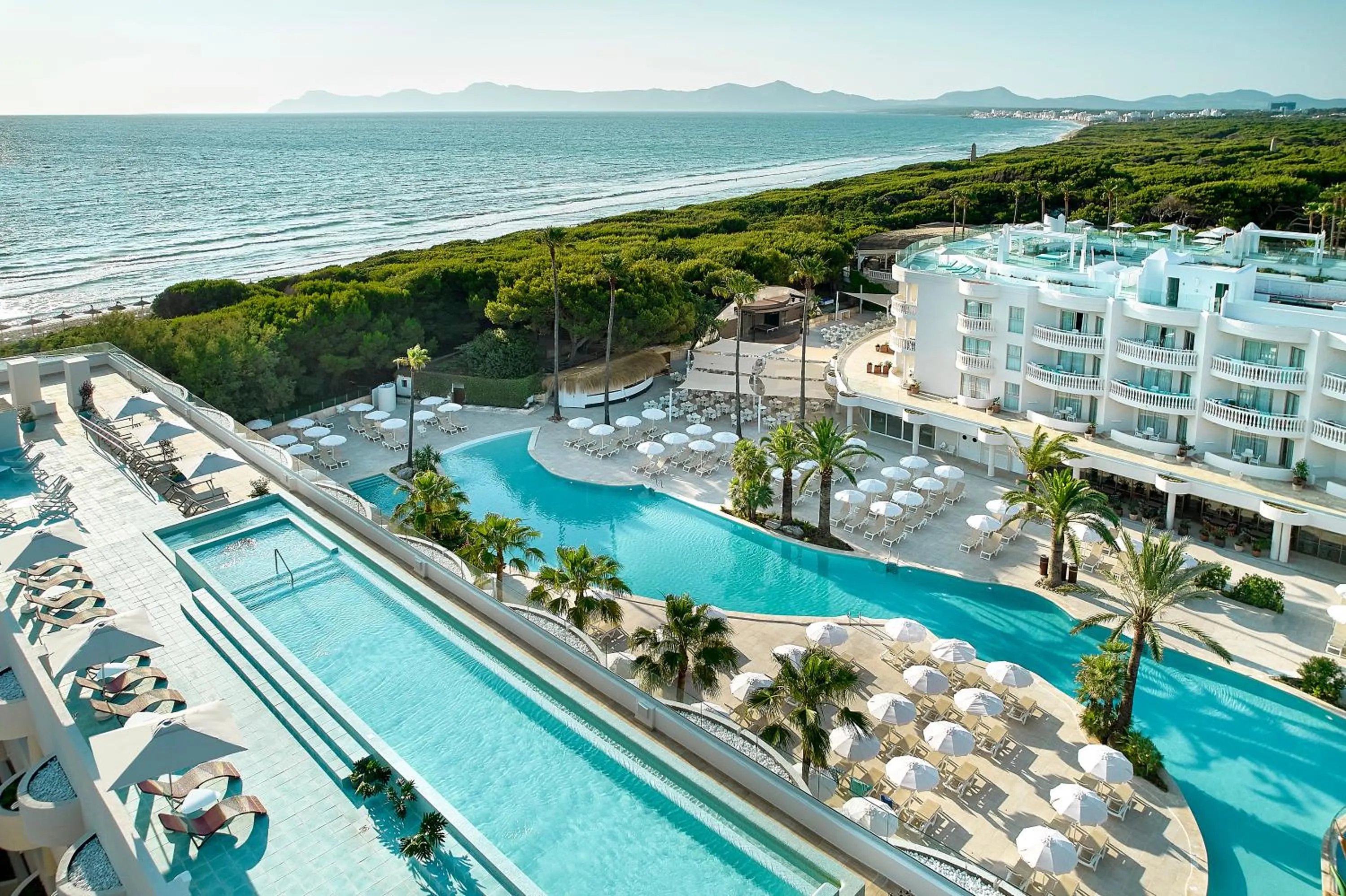 Swimming pool in Iberostar Selection Albufera Park All Inclusive