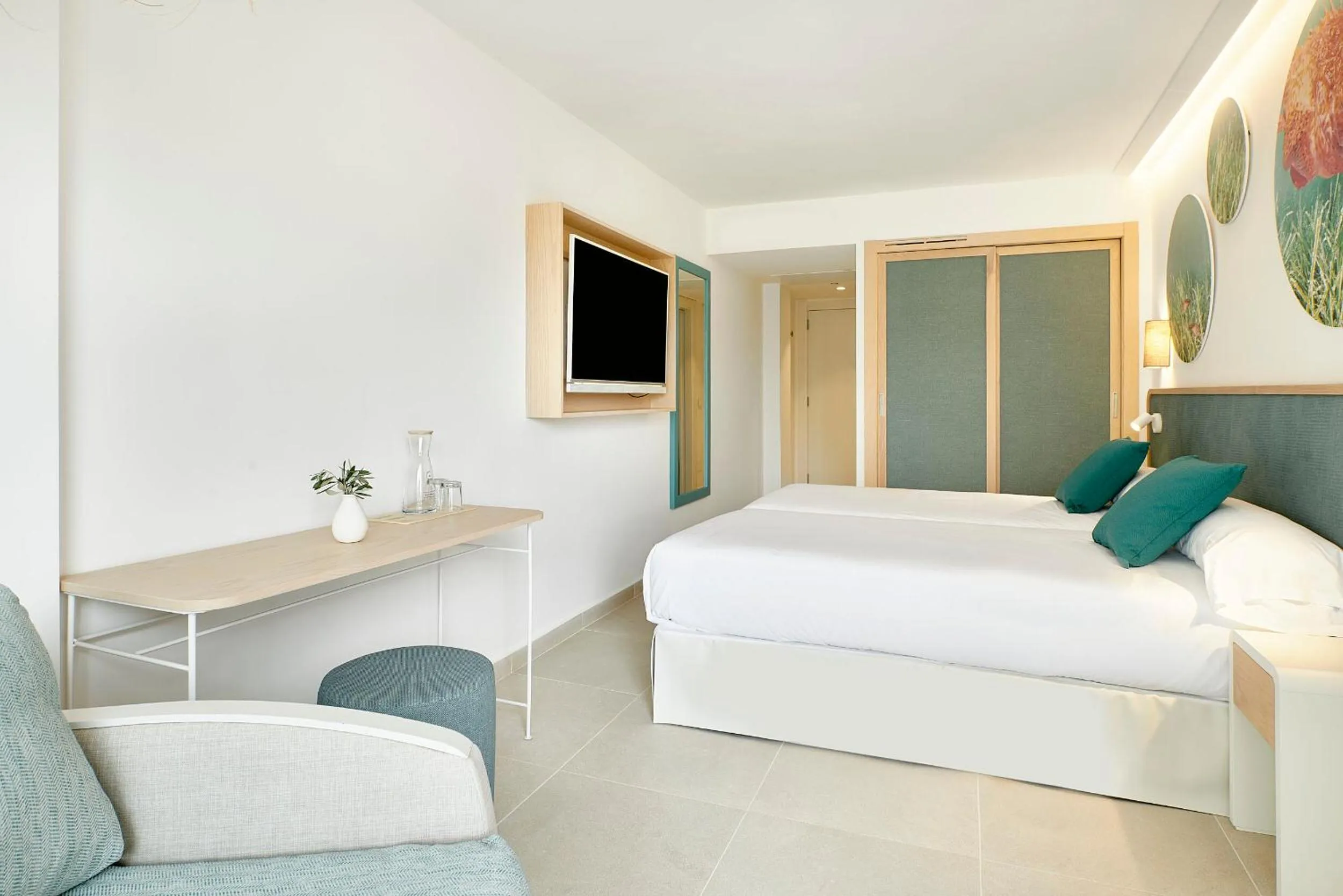 Bed in Iberostar Selection Albufera Park All Inclusive