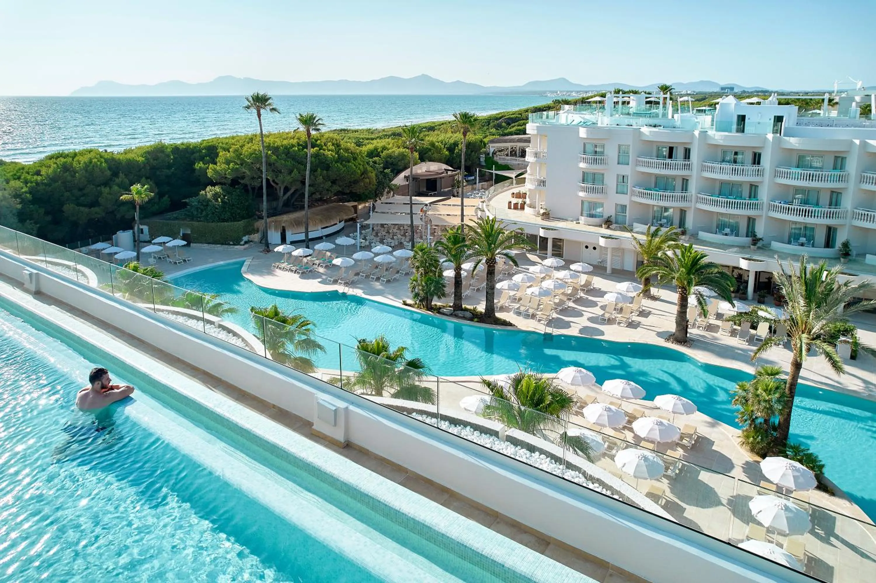 Swimming pool in Iberostar Selection Albufera Park All Inclusive