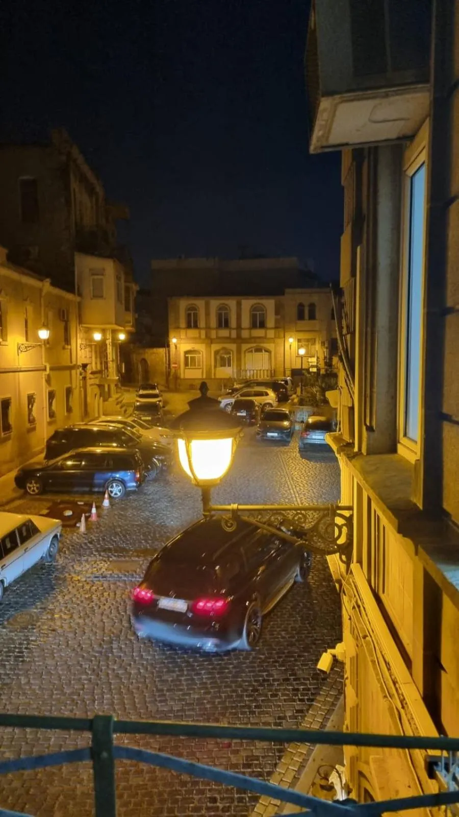 Property building in Apartments History 1870