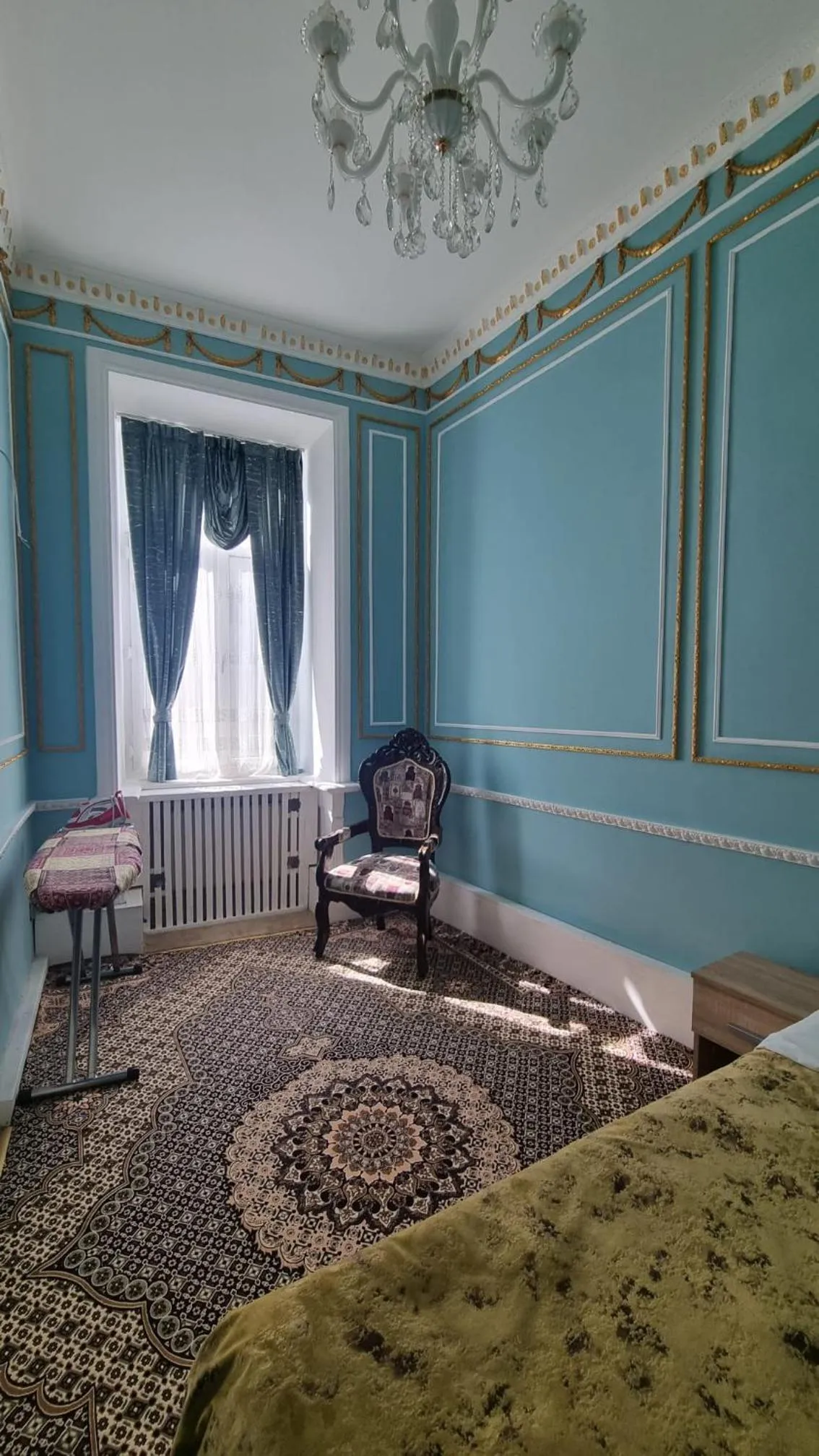 Bed in Apartments History 1870