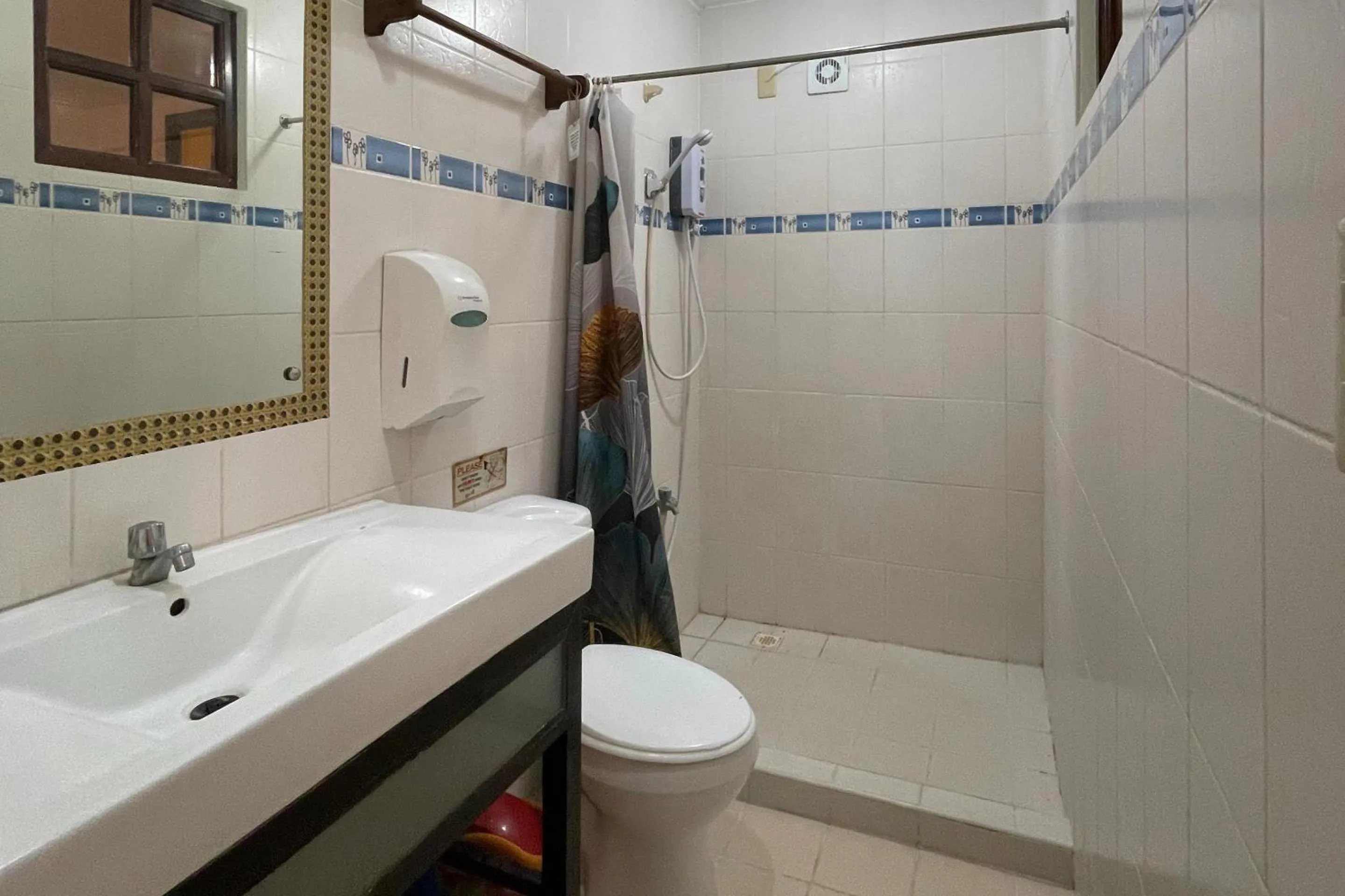 Bathroom in Oriental Hill Sabang Resort Puerto Galera