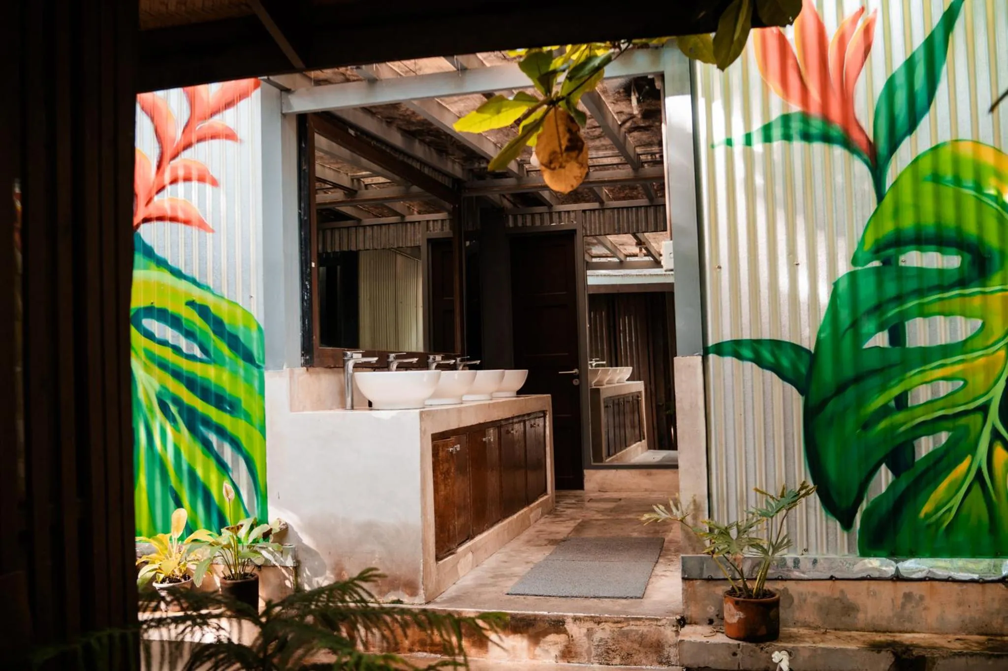 Area and facilities in Aluntala Hostel