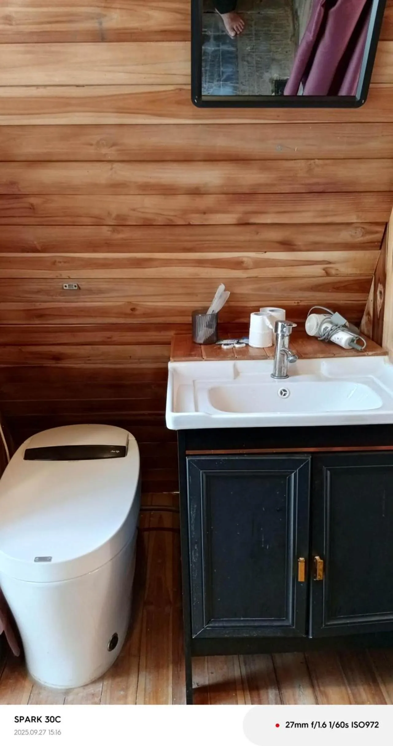 Toilet in Mimosa Backpackers Hostel