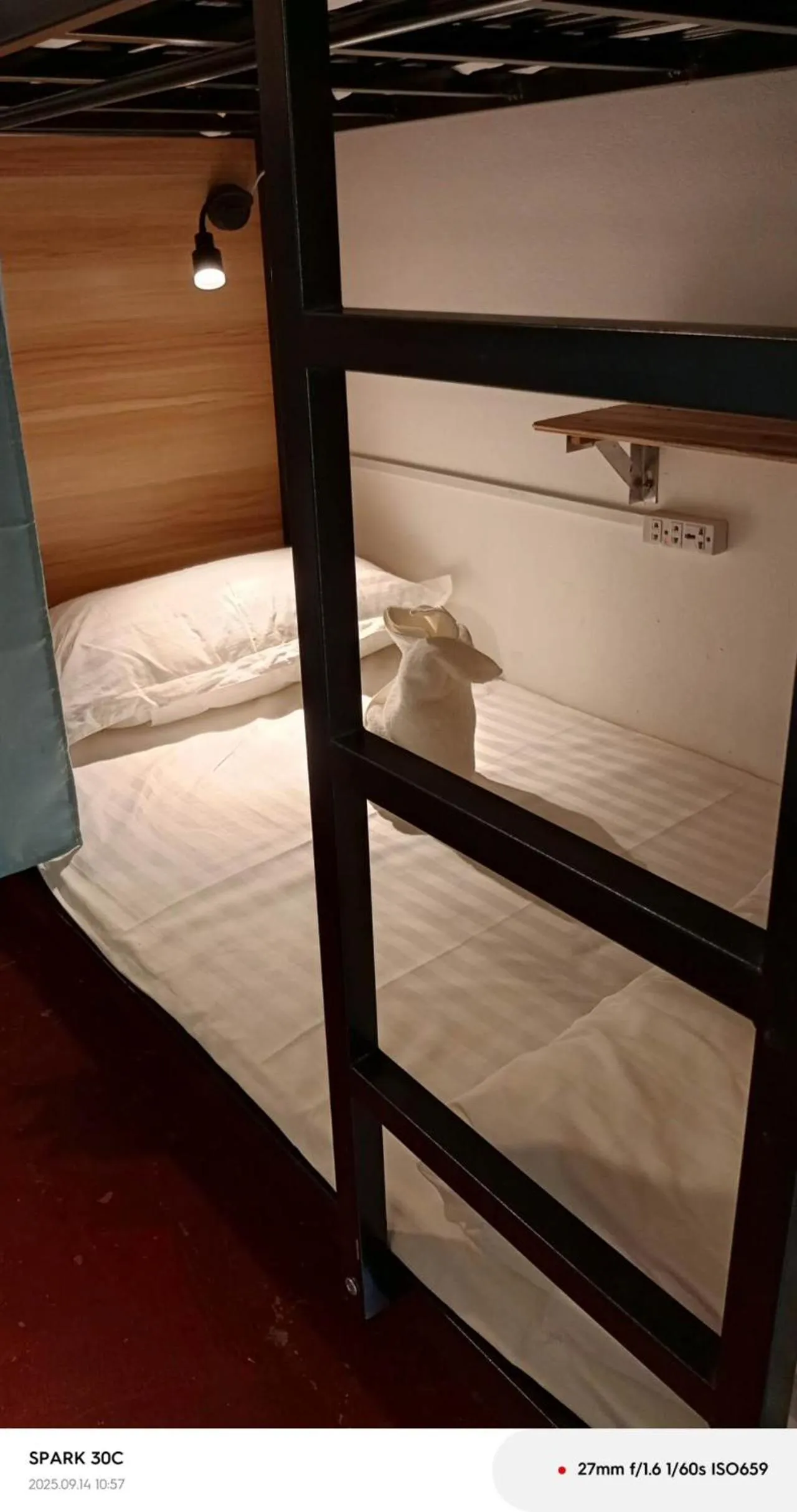 Bed in Mimosa Backpackers Hostel