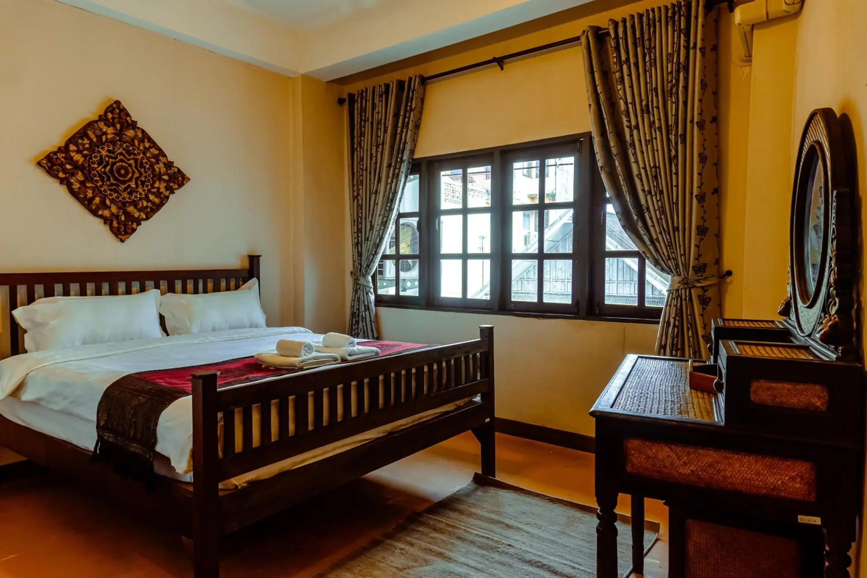 Standard Queen Room in Eain Standard Queen Room in Eain