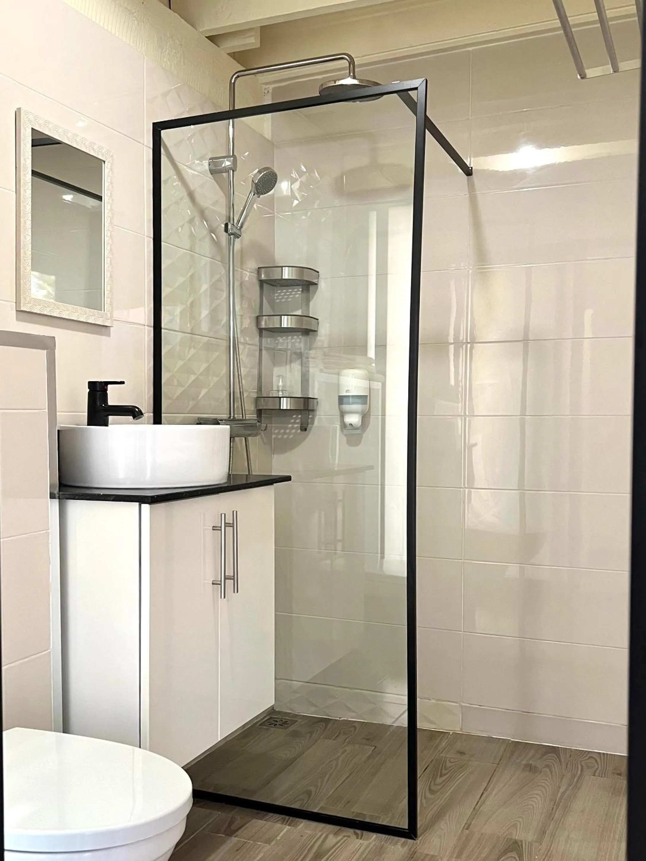 Shower in Villa Famiri Boutique hotel