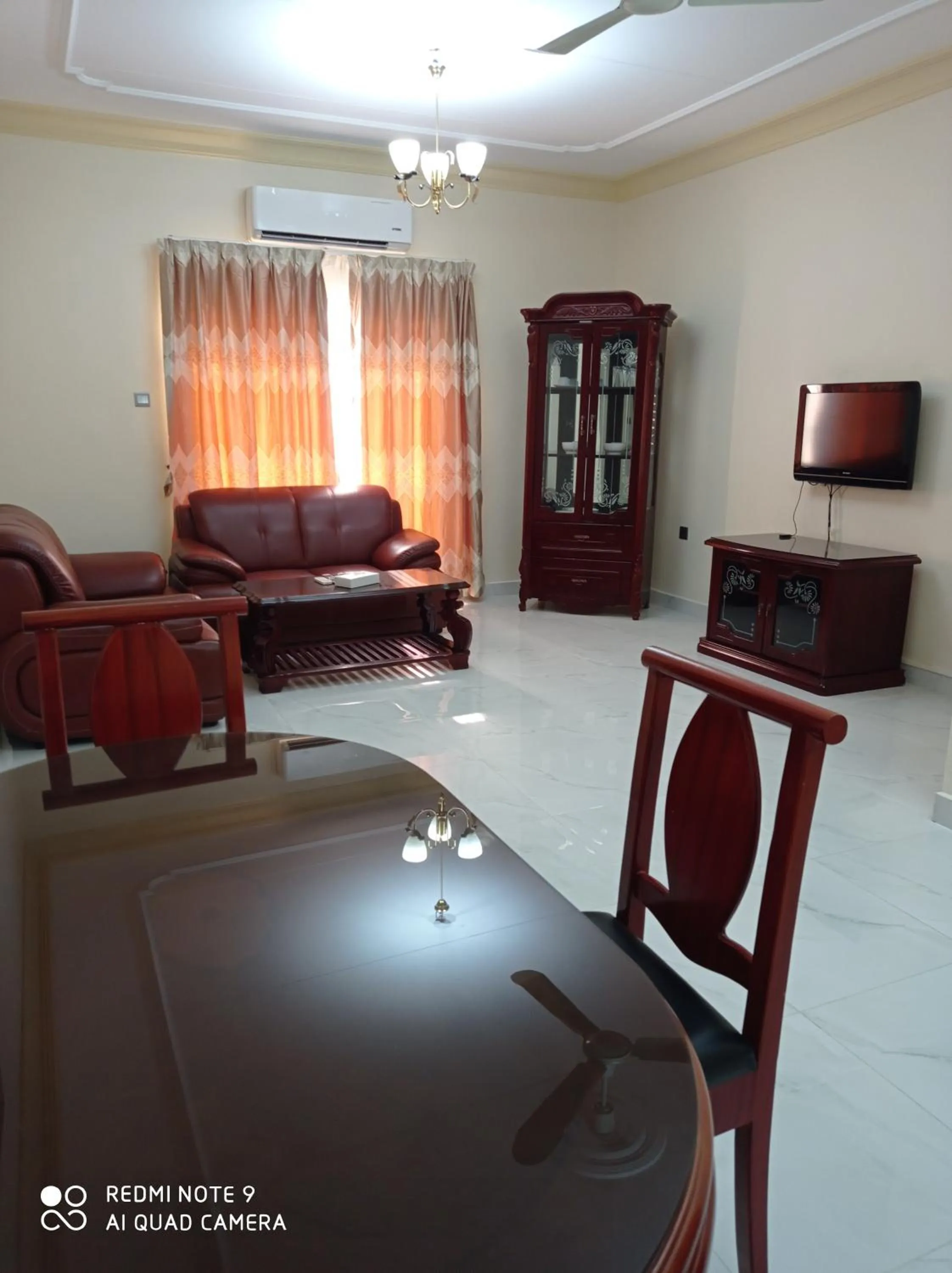 TV and multimedia in Frsan Plaza