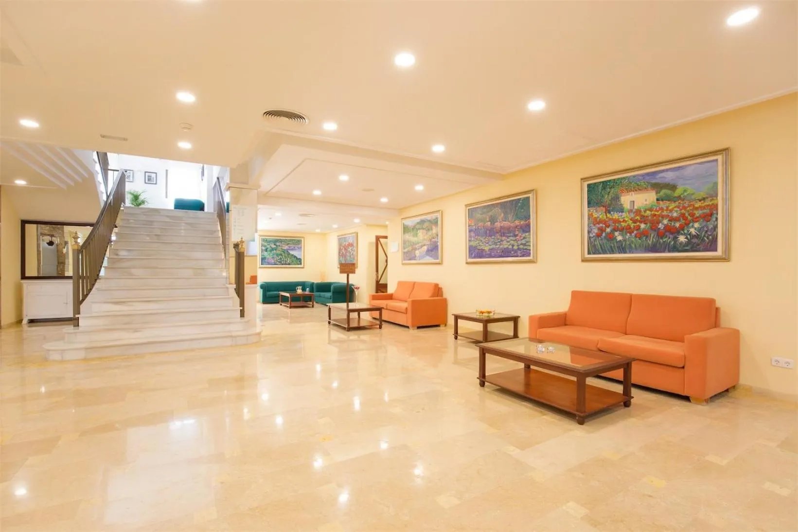 Lobby or reception in Hotel Bella Playa & Spa