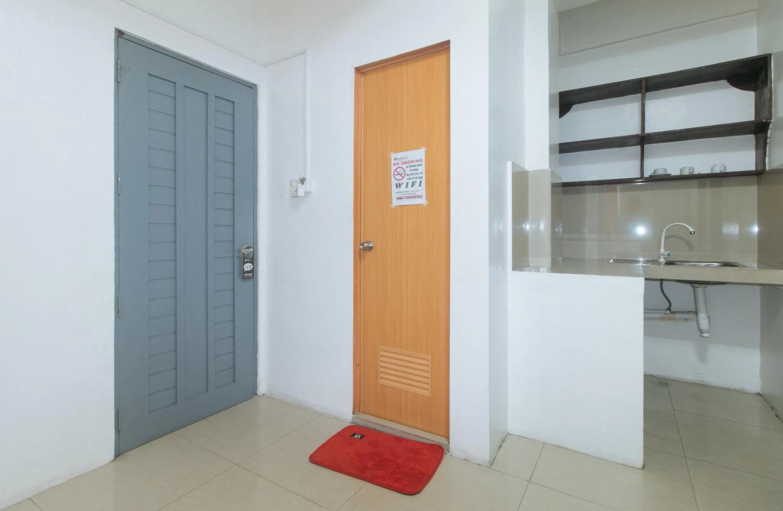 Bedroom in RedDoorz at Najar Residences near NAIA Terminal