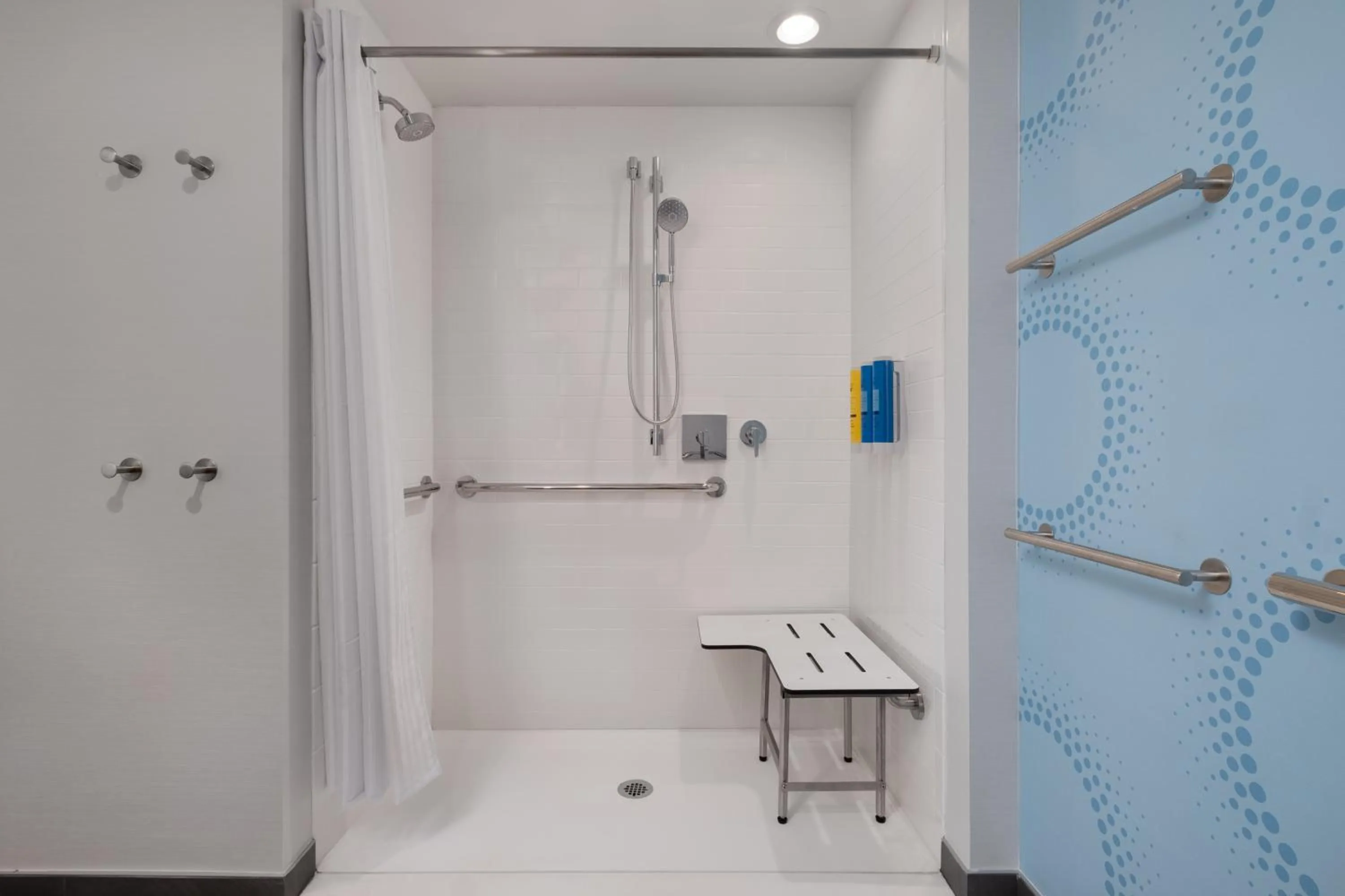 Bathroom in Tru By Hilton Houston Downtown Convention Center