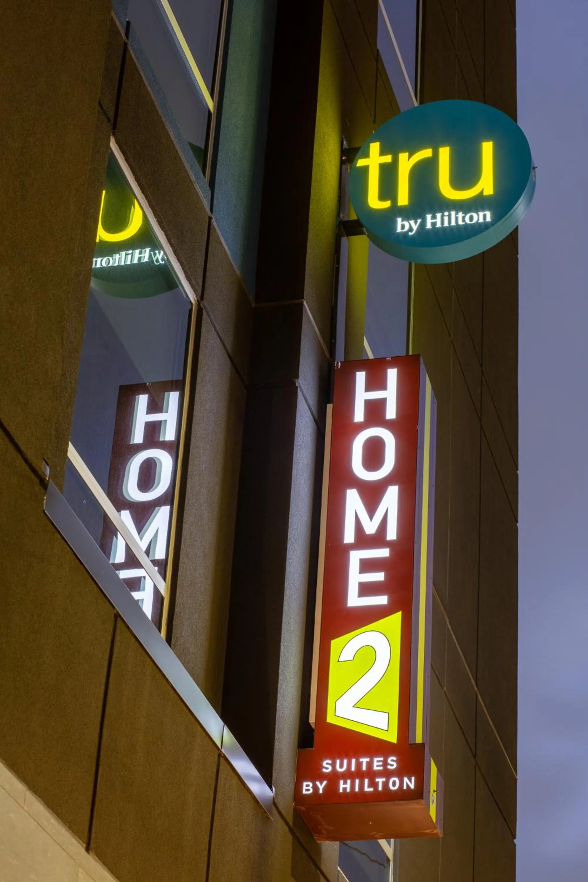 Property building in Tru By Hilton Houston Downtown Convention Center