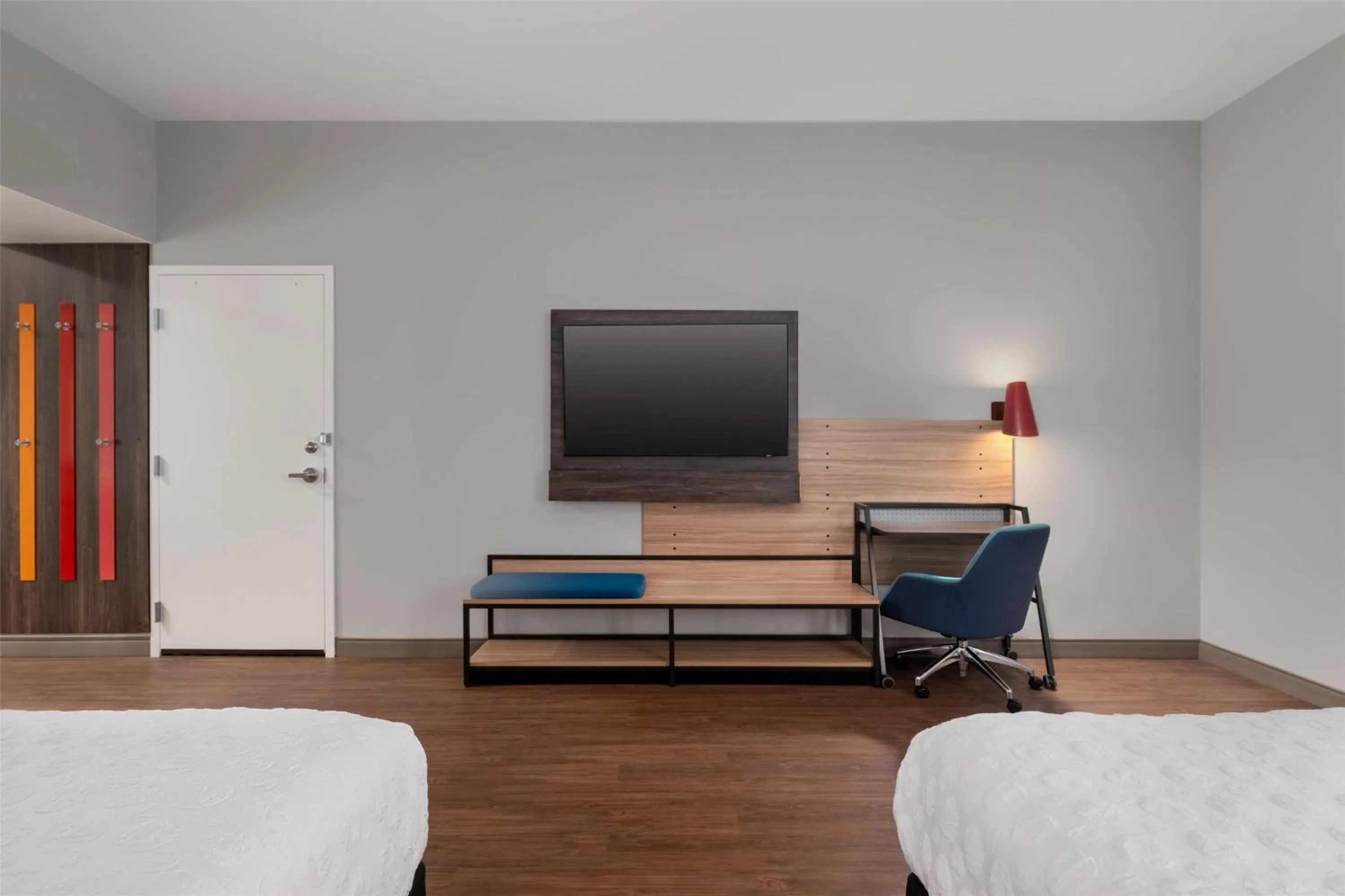 Bed in Tru By Hilton Houston Downtown Convention Center