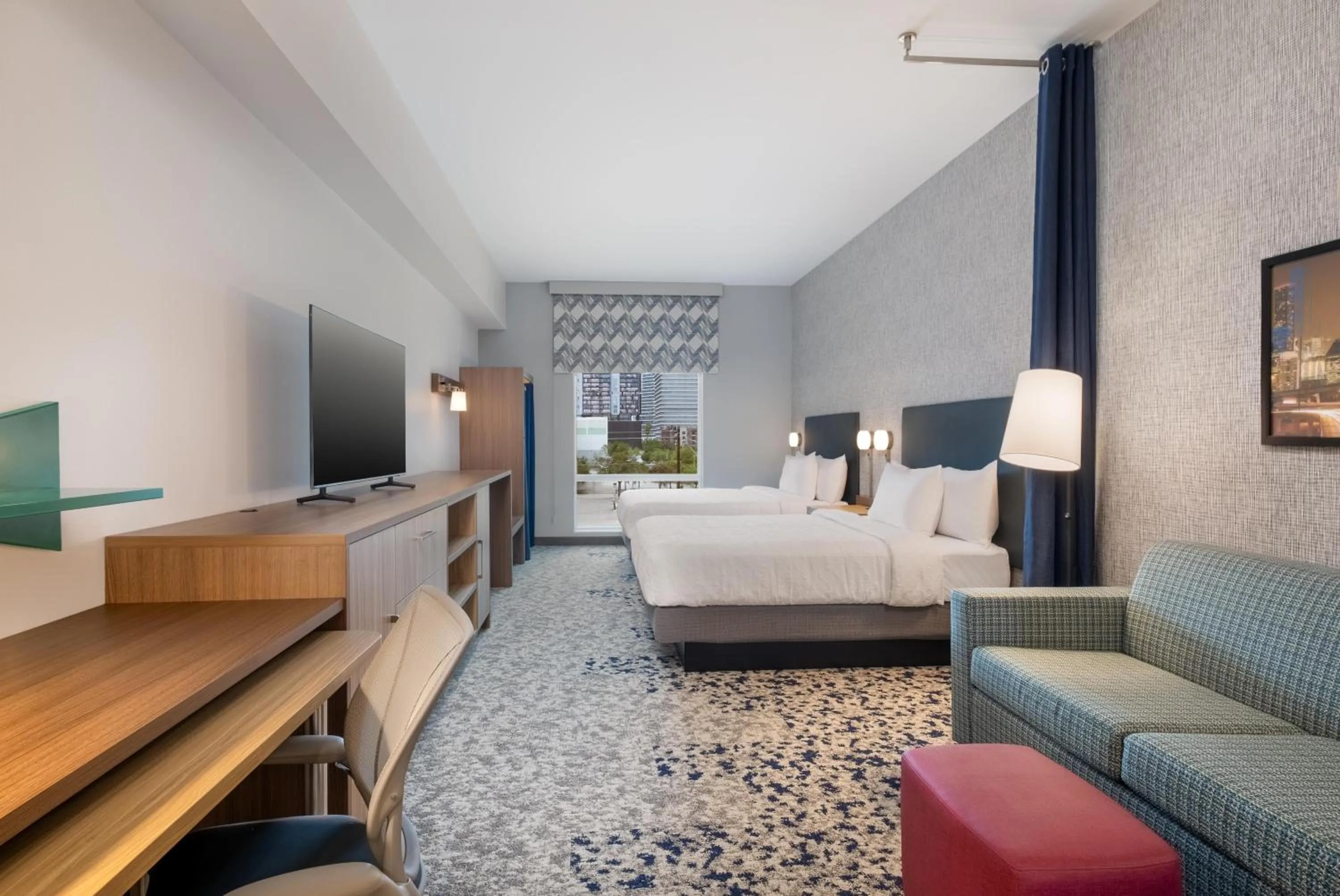 Bed in Home2 Suites By Hilton Houston Downtown Convention Center