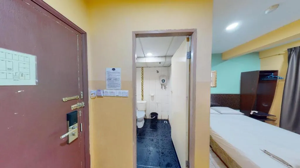 Bed in Aristo Hotel @ Putatan