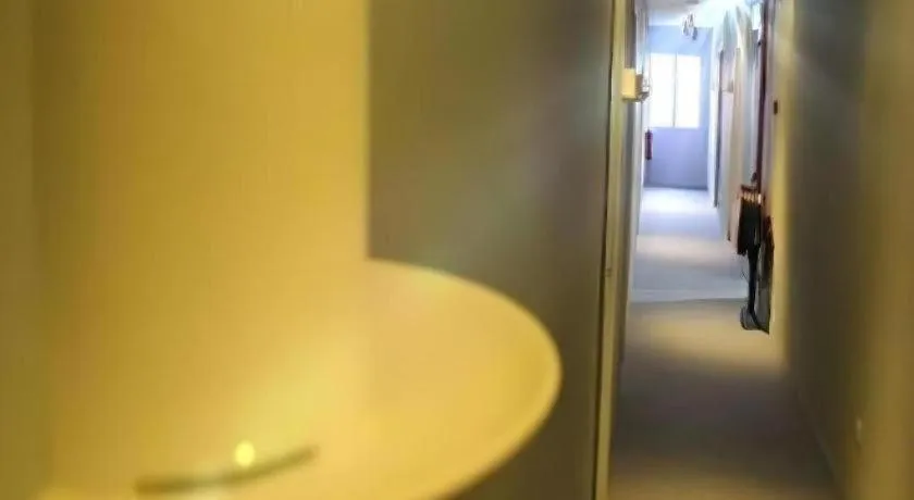 Cappuccino Hotel @ Mount Austin